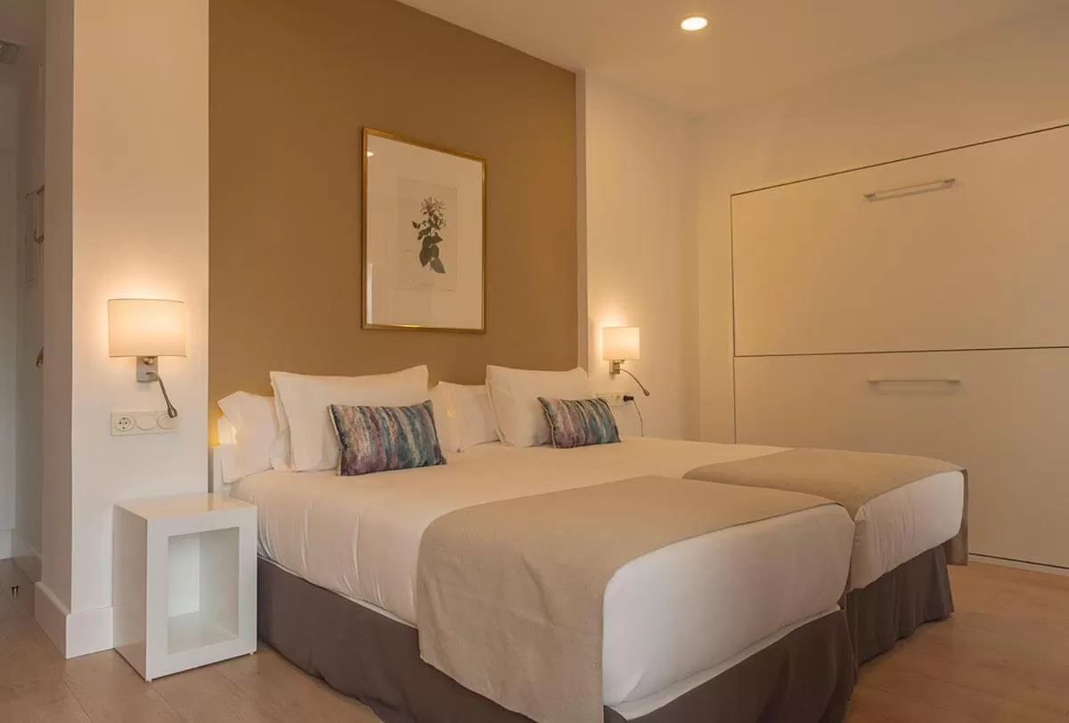 Bed in Hotel Alcázar