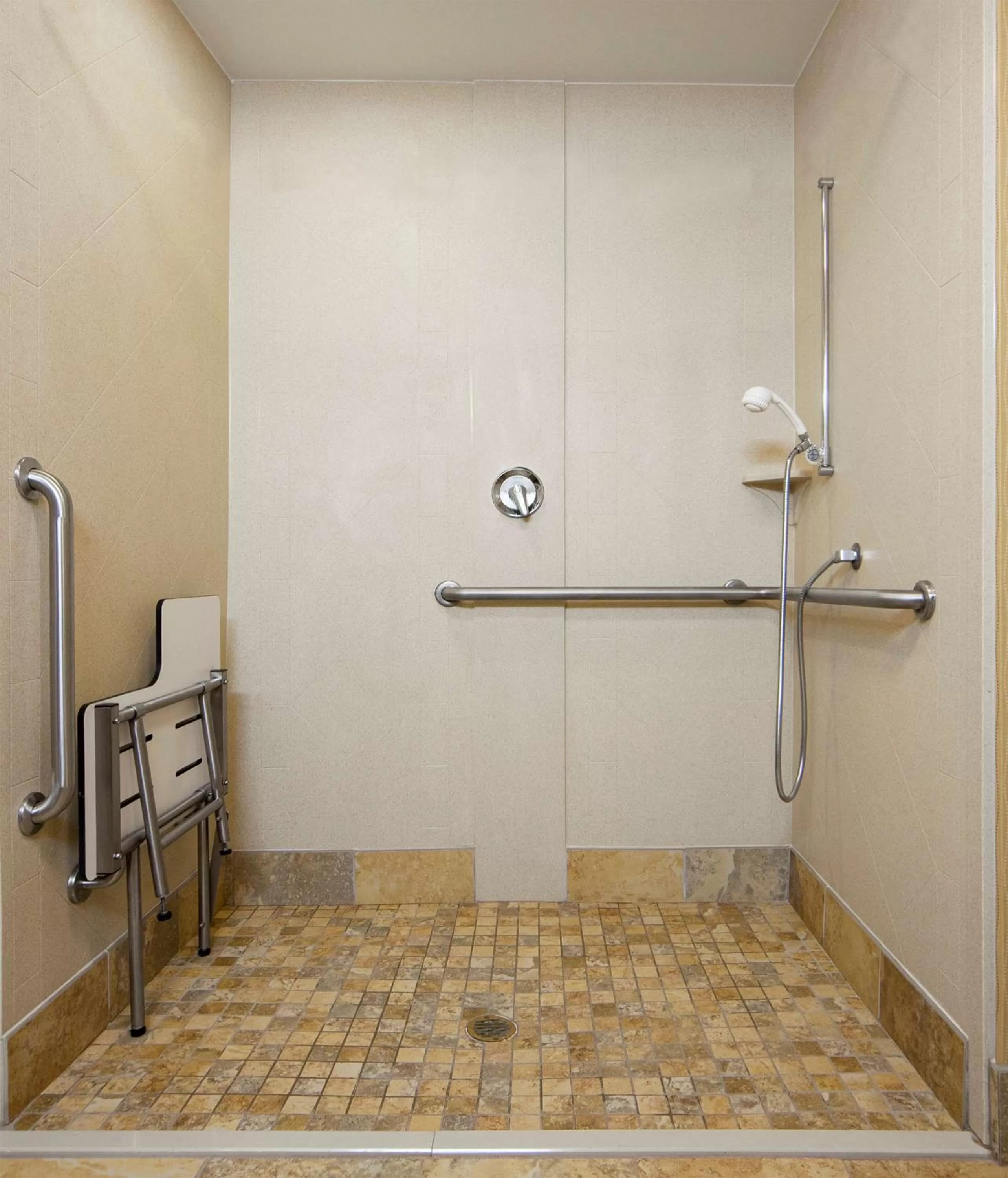 Bathroom in Hampton Inn Myrtle Beach Broadway at the Beach