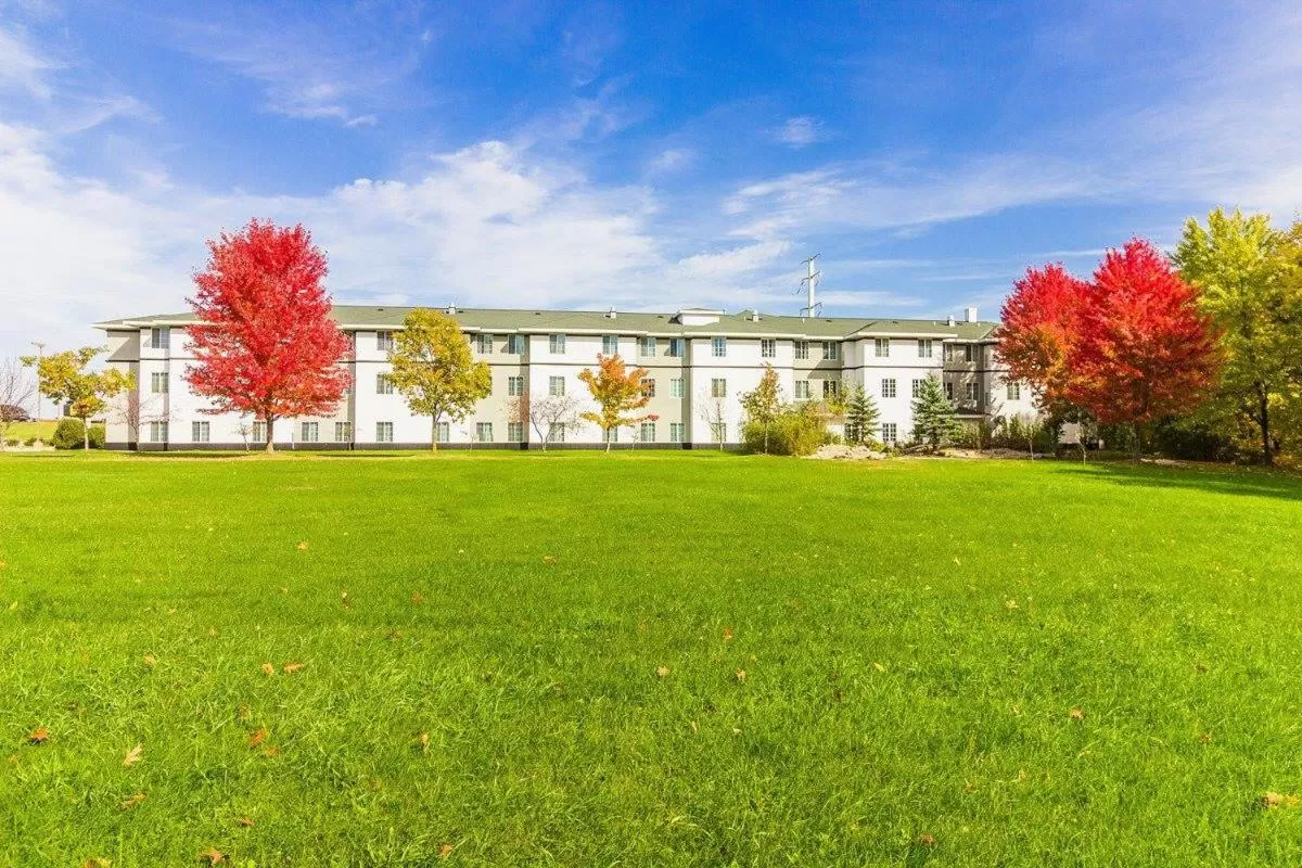 River Hills Hotel- Mankato