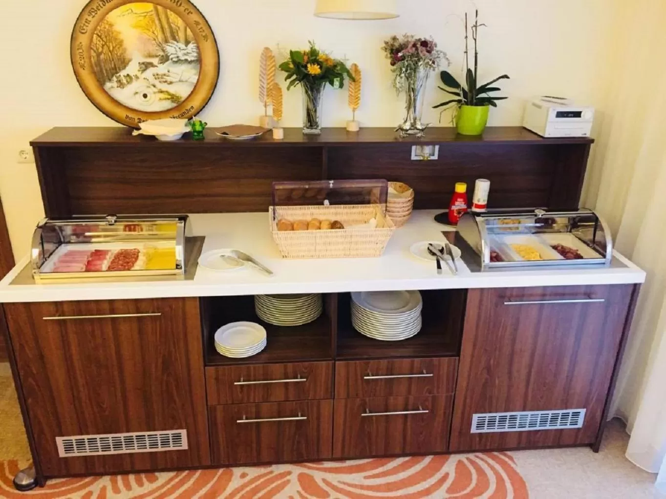 Buffet breakfast in Pension Laa Natura