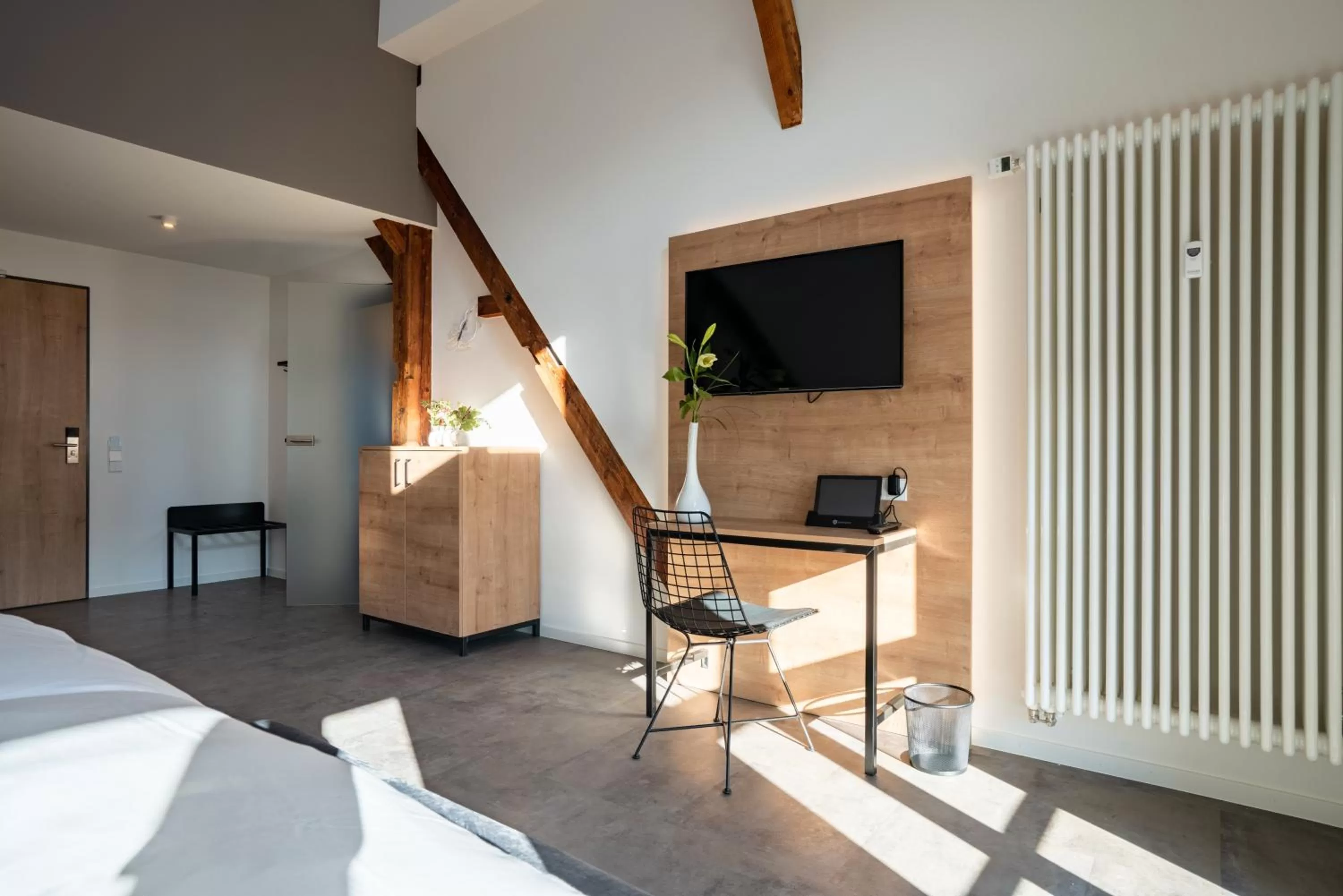 TV and multimedia, Bed in coucou hotel & kuckucks-stube (Titisee)