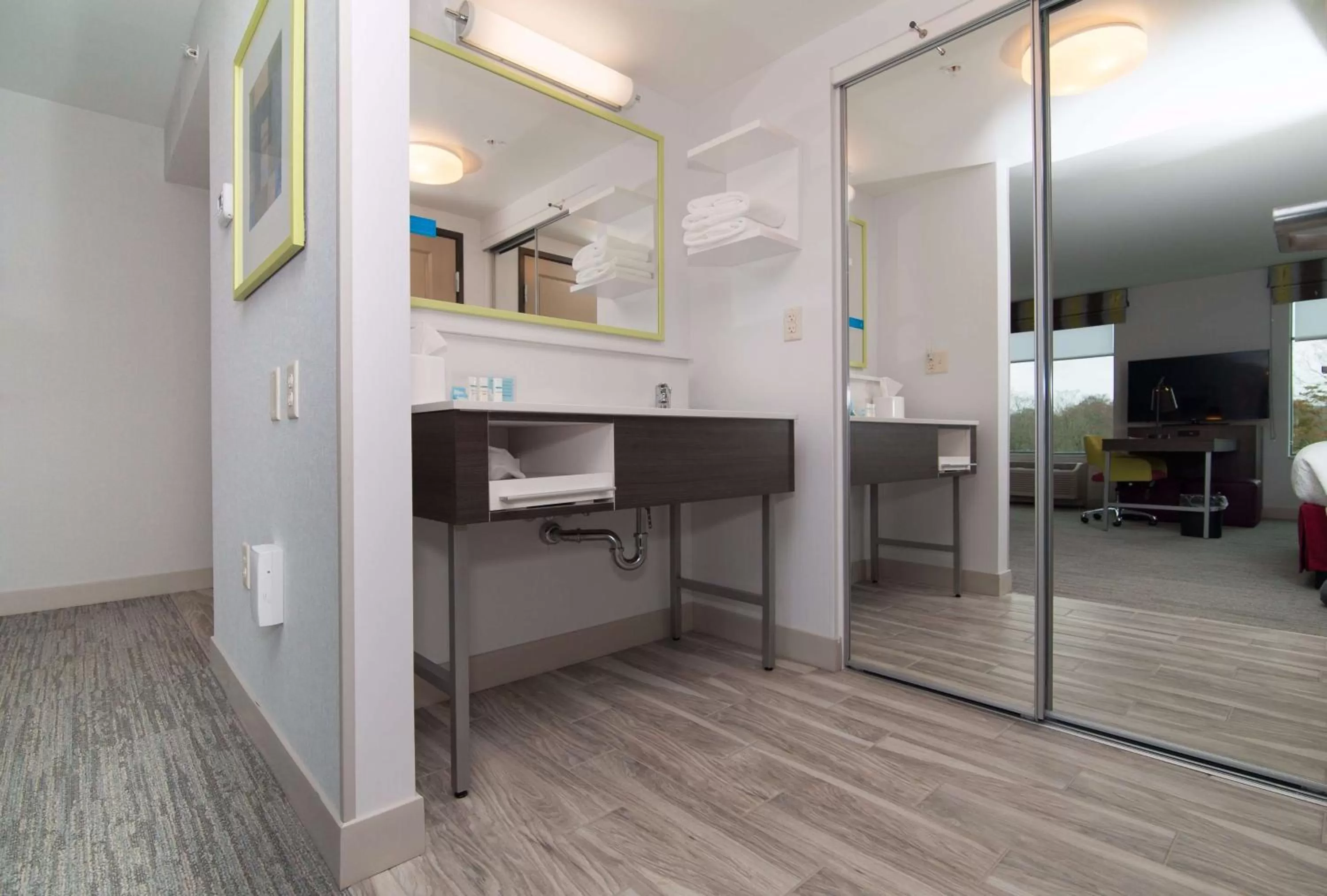 Bed in Hampton Inn Norwich