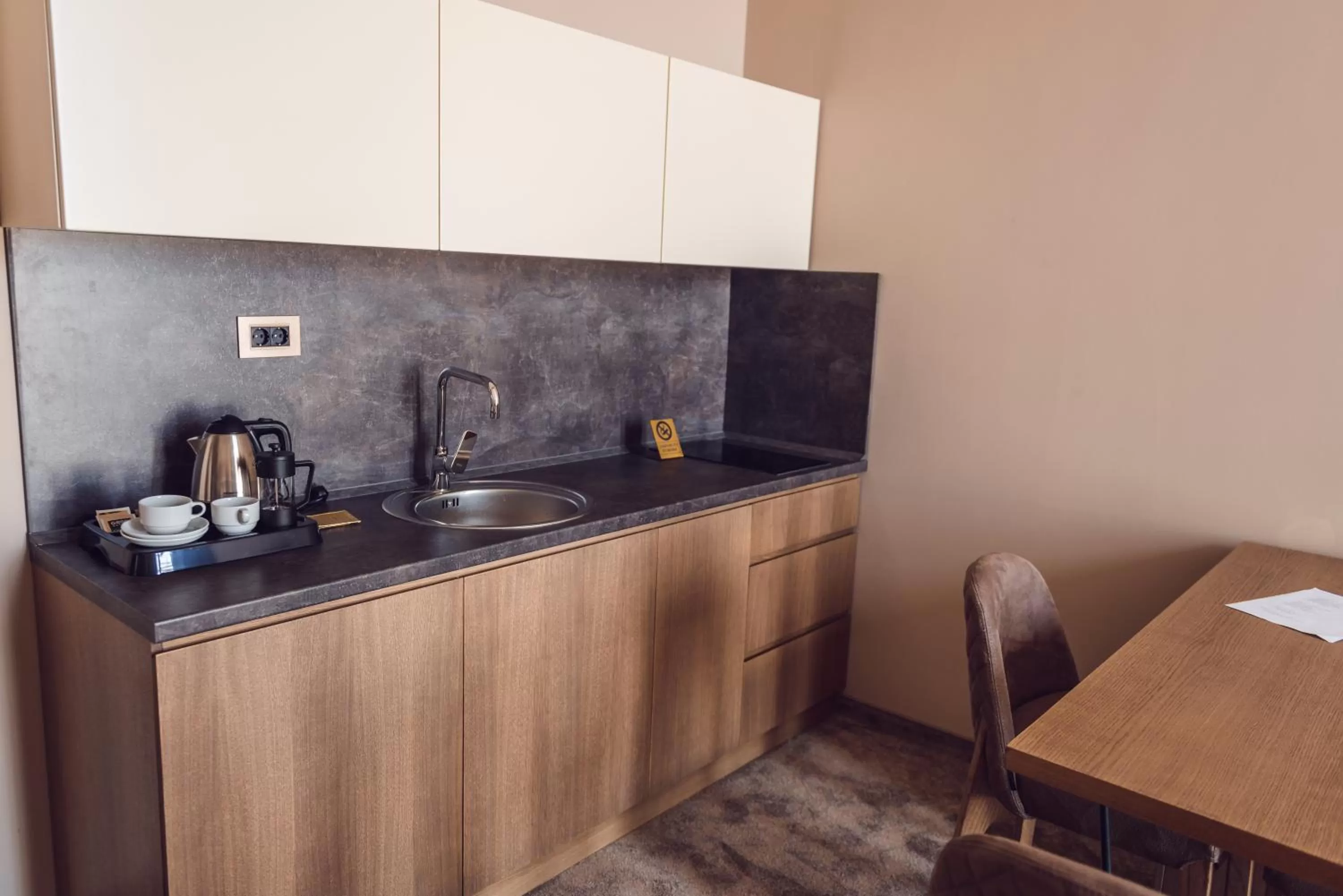Kitchen/Kitchenette in Hotel Amor