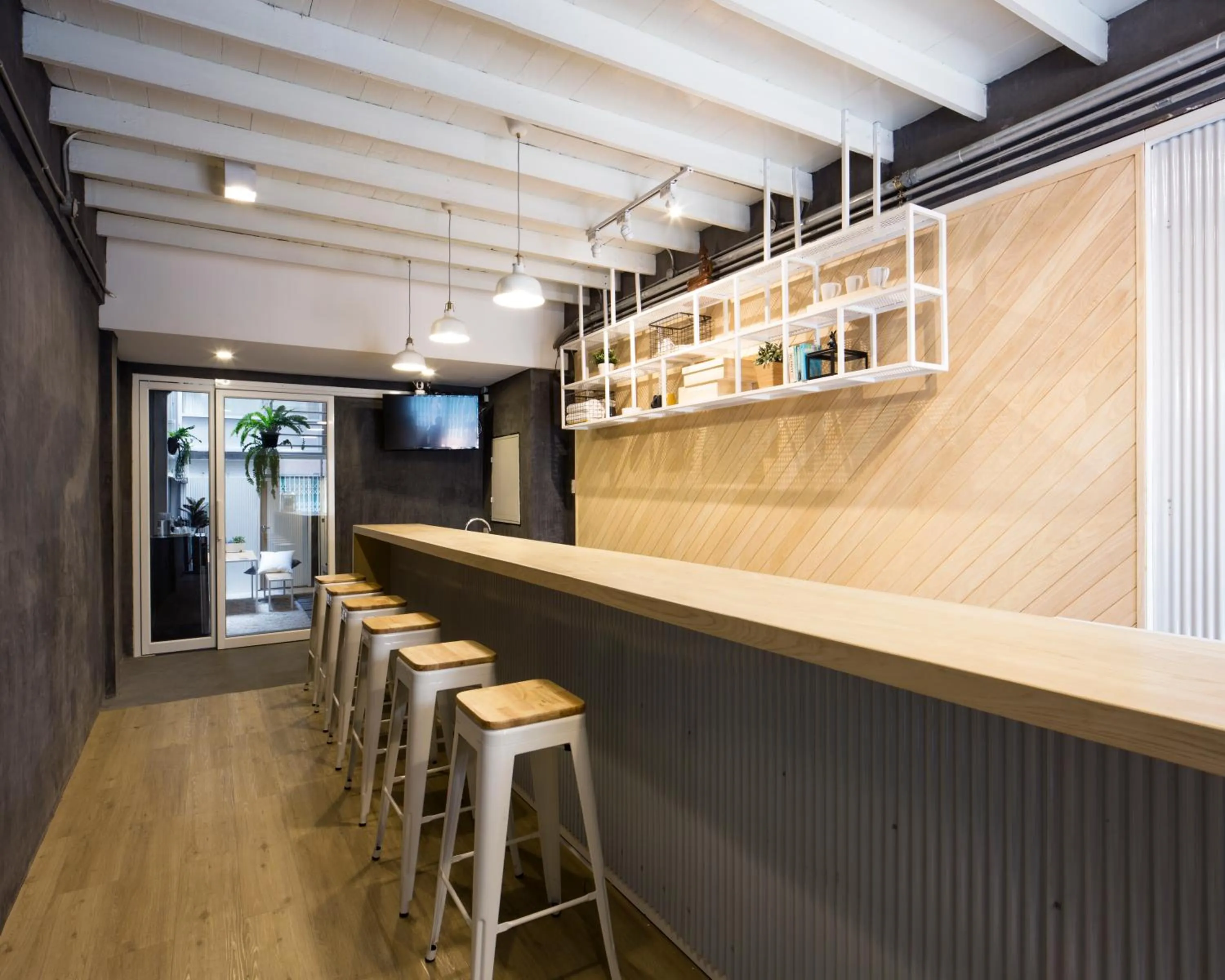 Lobby or reception in On the Bed Hostel