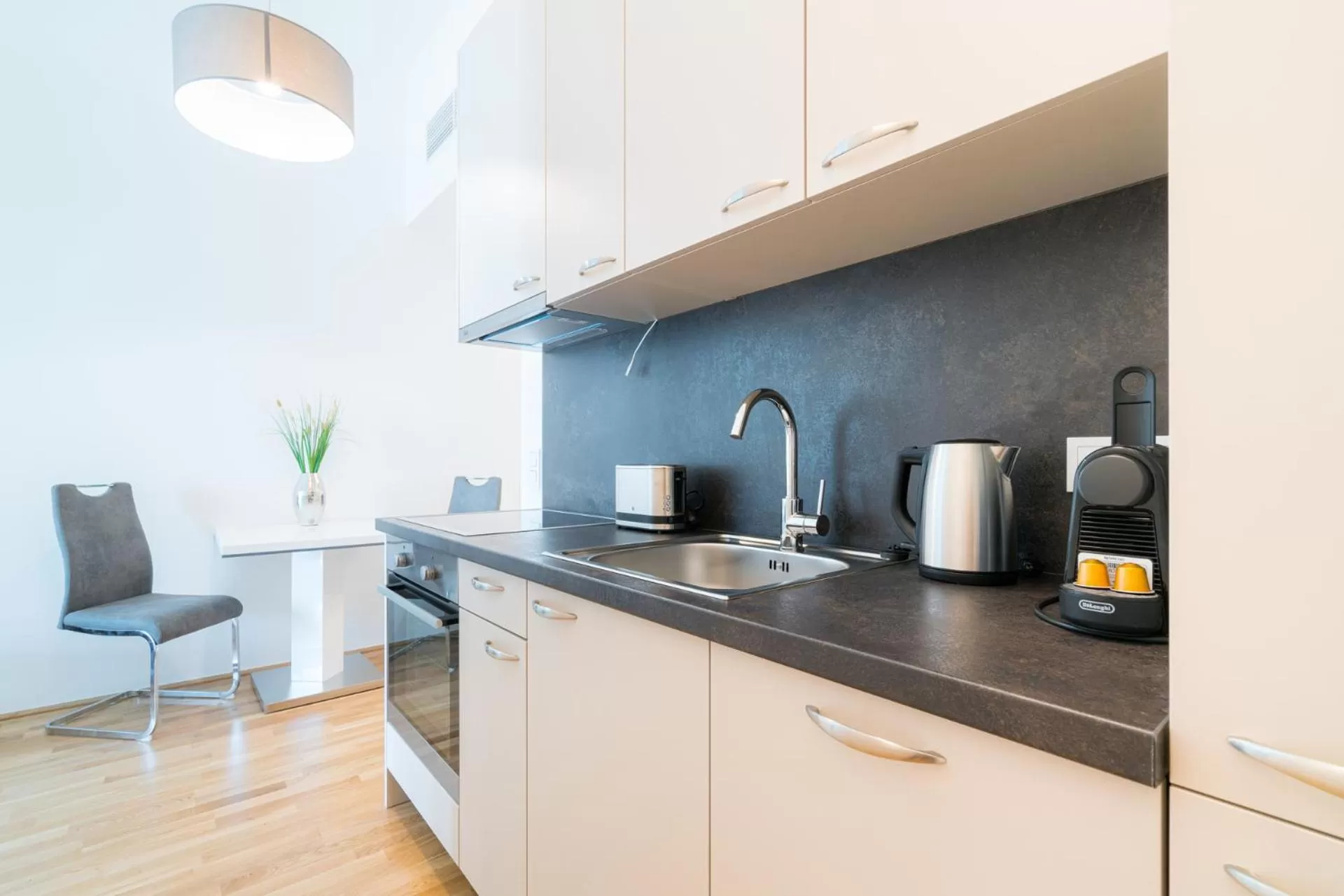 Vienna Residence, Marina Tower - Danube