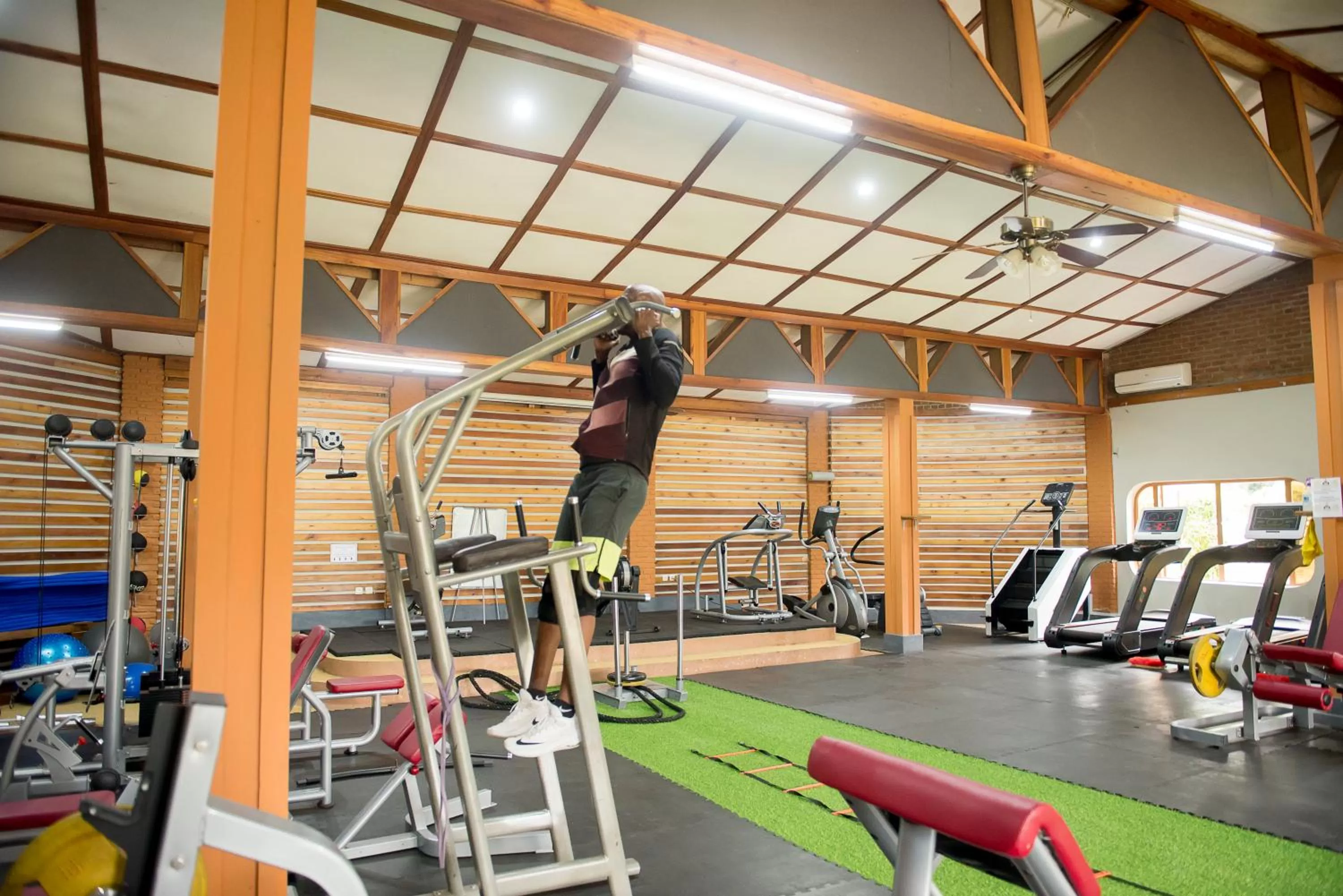 Fitness Center/Facilities in Hotel Safari Gate