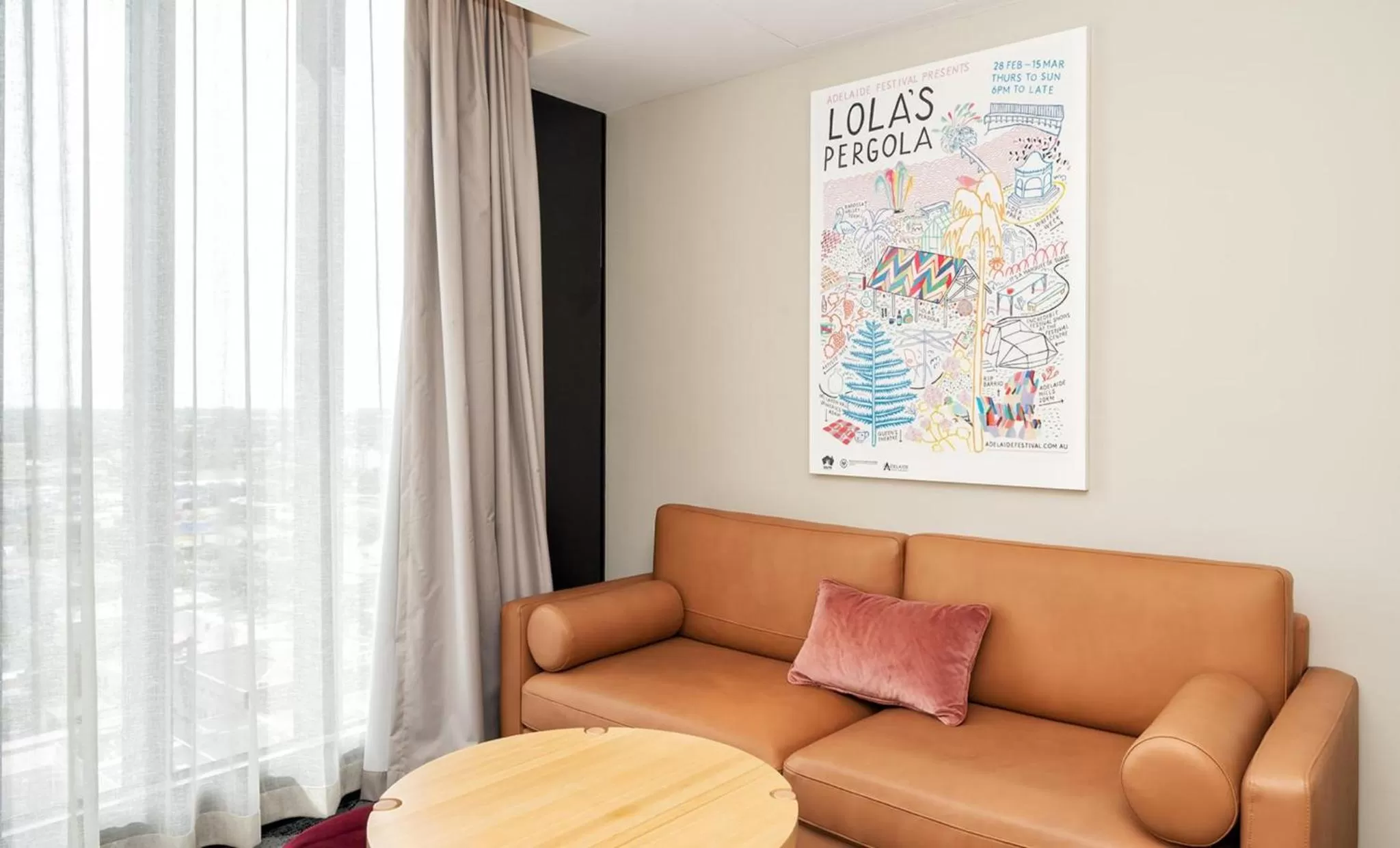 Photo of the whole room in Hotel Indigo Adelaide Markets by IHG