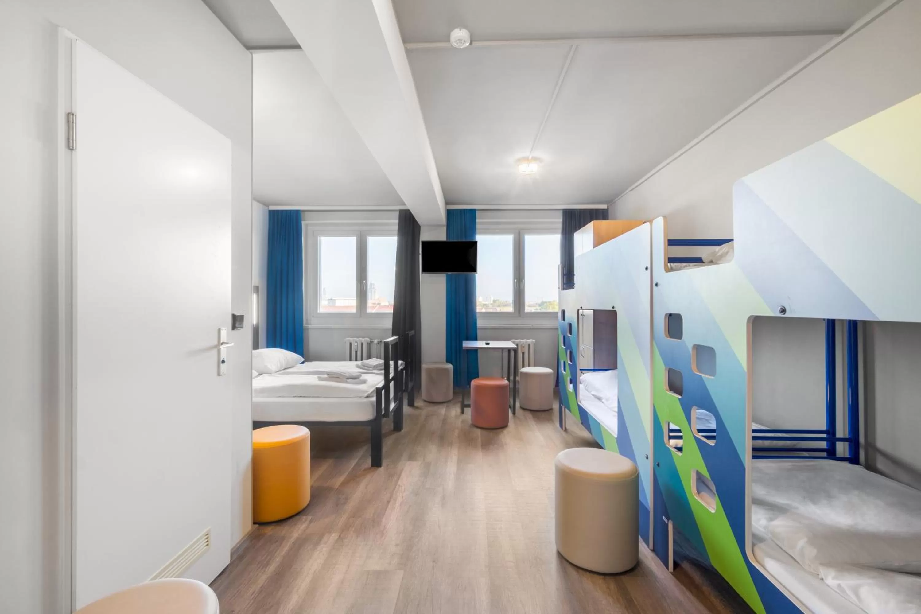 Six-Bedroom in a&o Dresden Hauptbahnhof