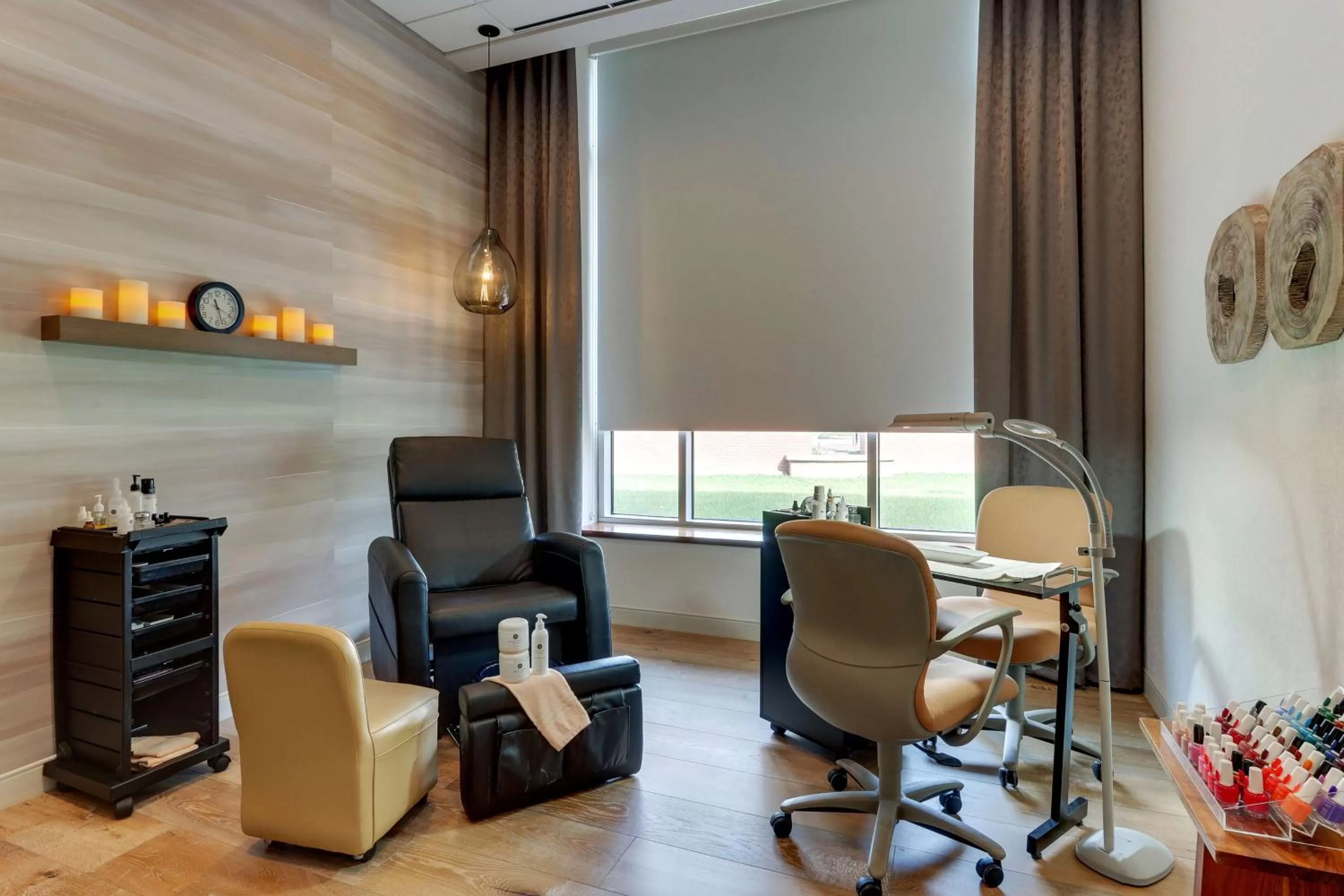 Spa and wellness centre/facilities in The Chattanoogan Hotel, Curio Collection By Hilton