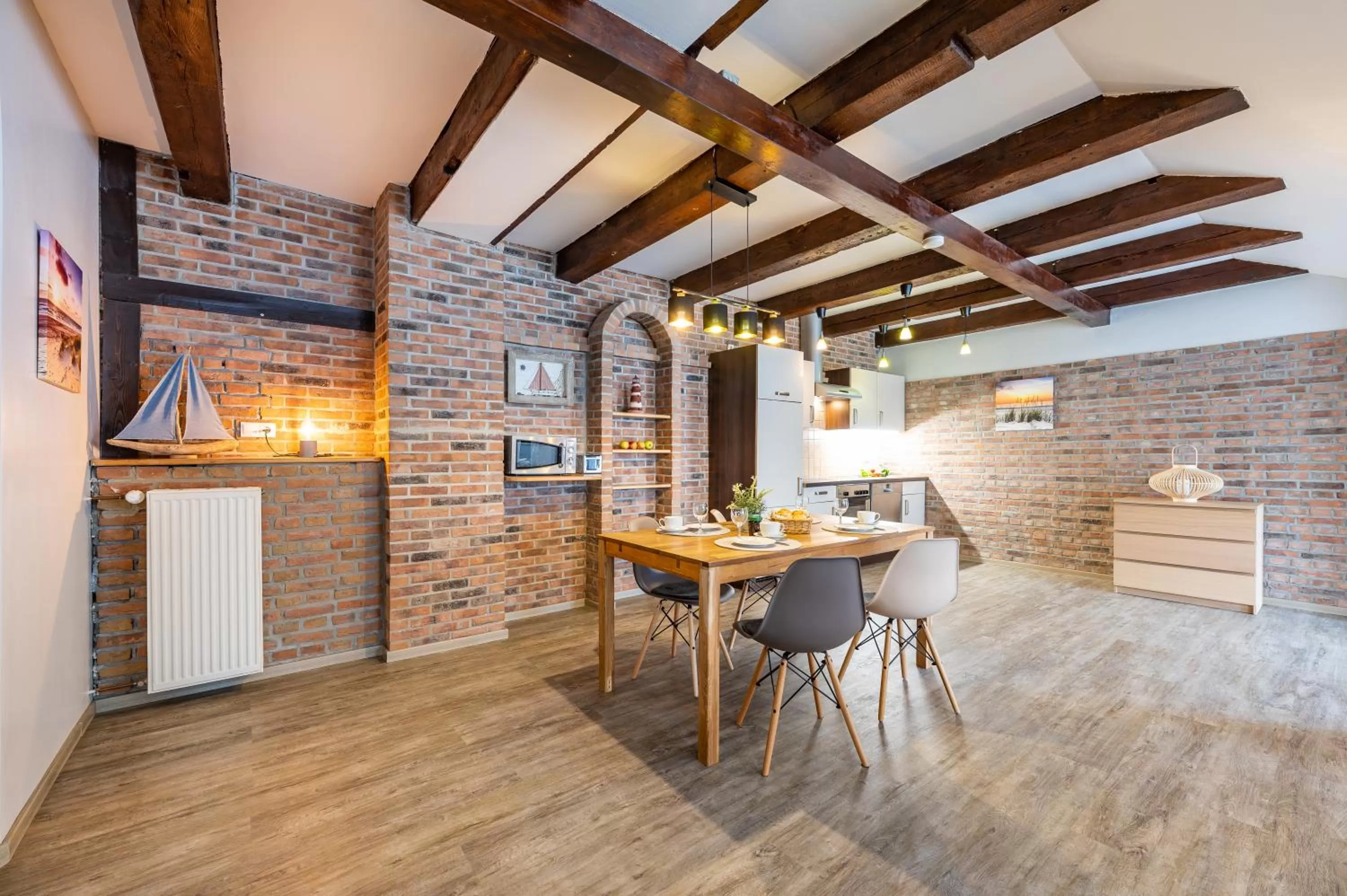 Restaurant/Places to Eat in Haus Ferienglück Sauna im Haus