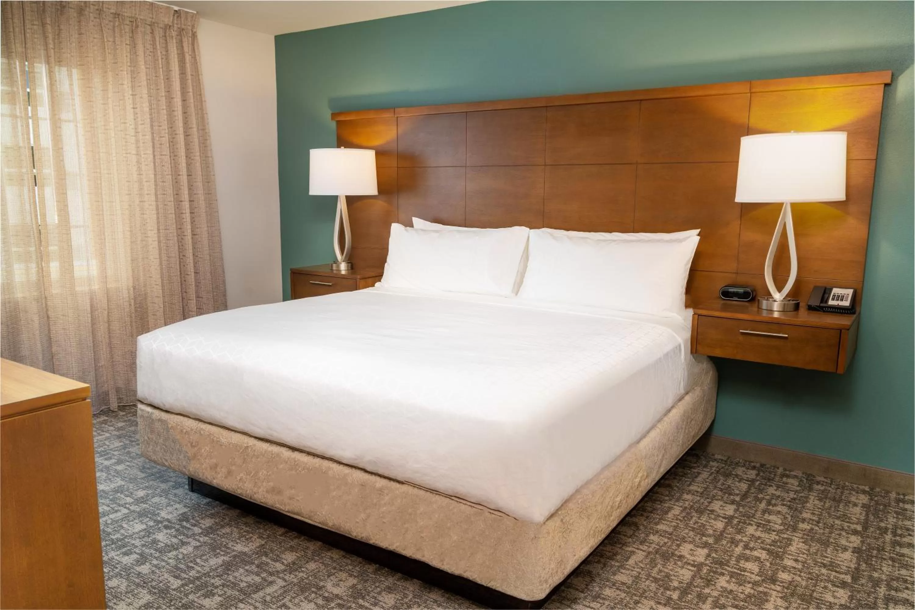 Photo of the whole room, Bed in Staybridge Suites - Nashville - Franklin by IHG
