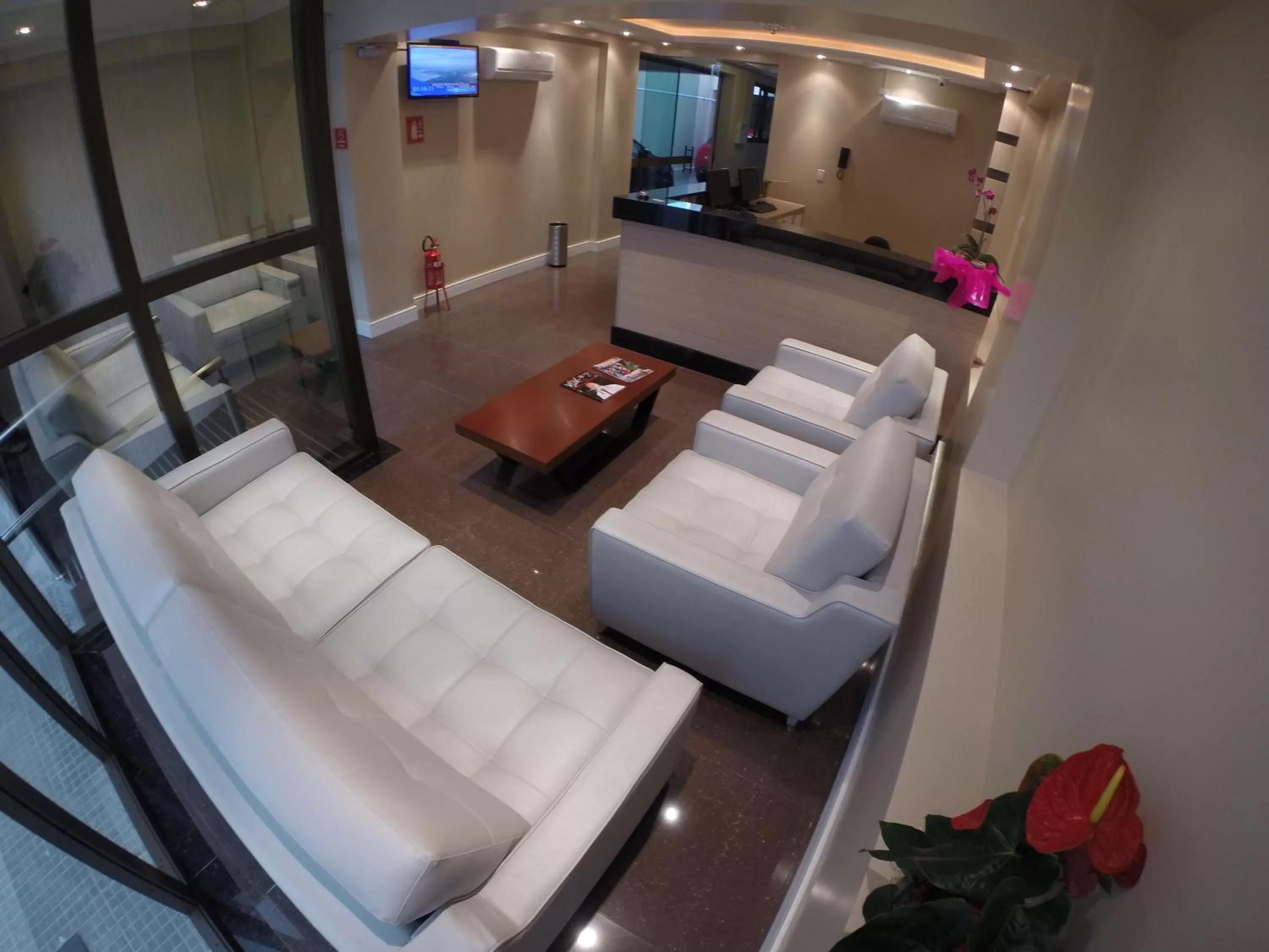 Lobby or reception in Hotel Almanara