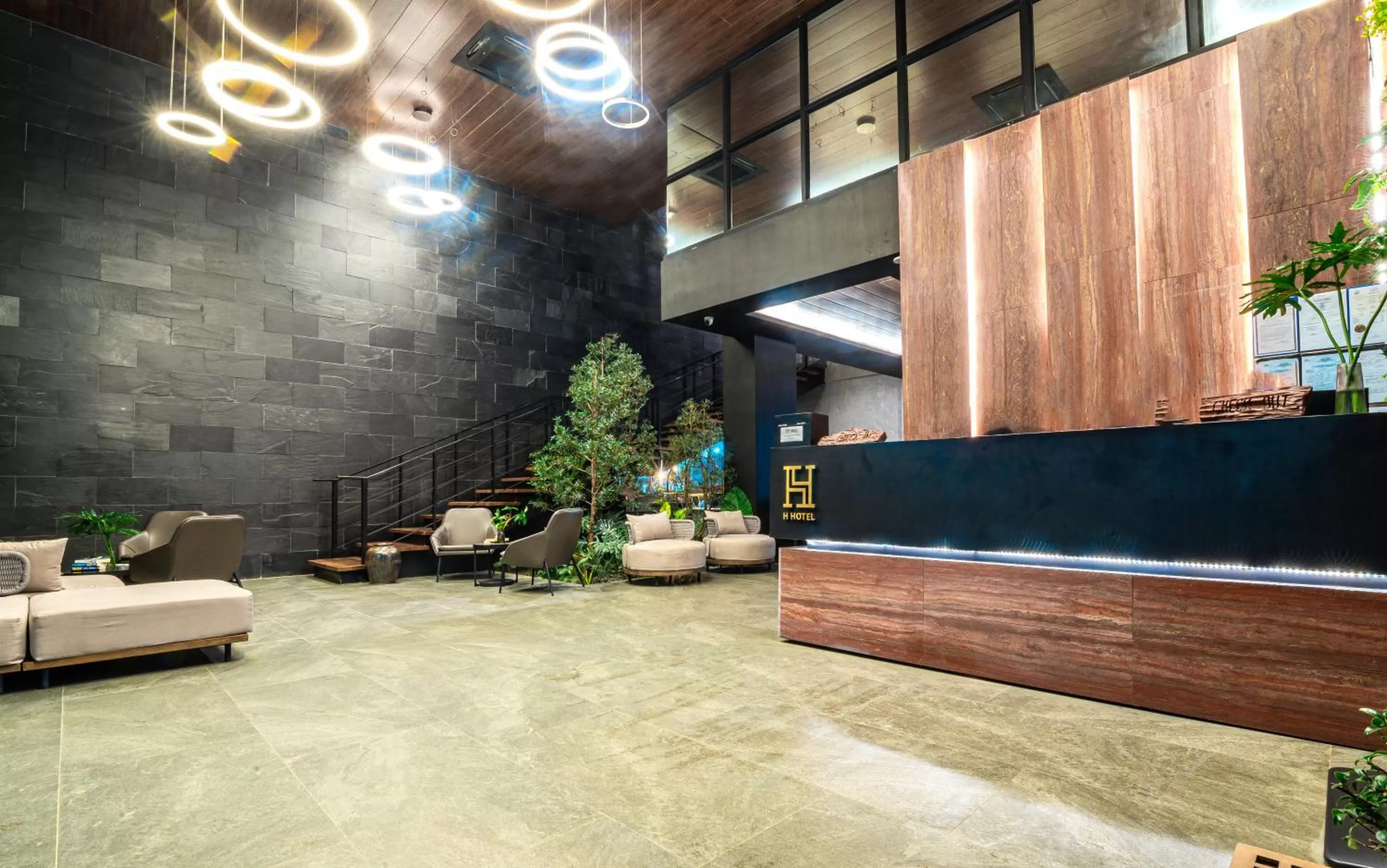 Lobby or reception in H Hotel El Nido - Vegan Friendly Hotel Managed by H Hospitality Group