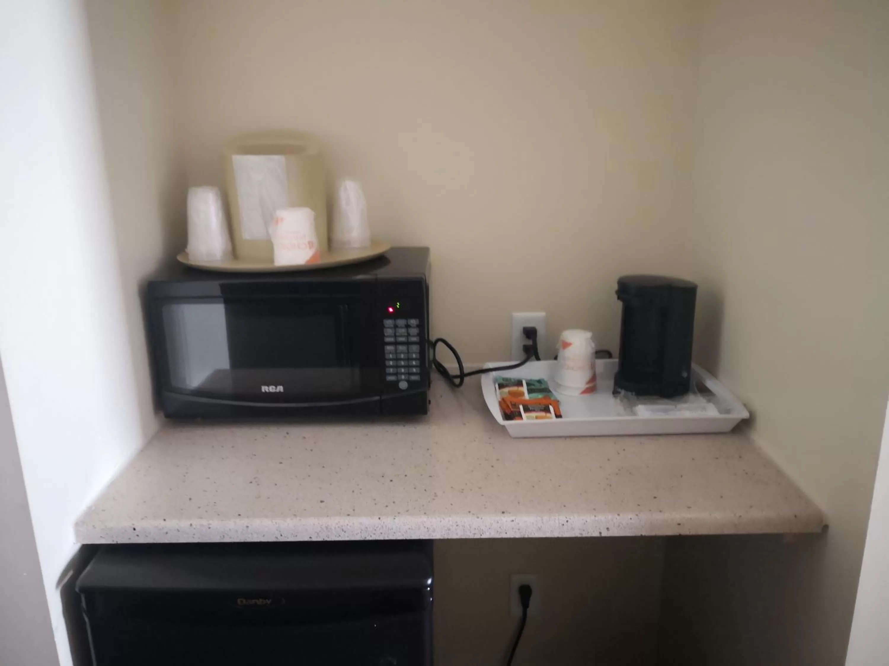 Coffee/tea facilities in Quality Inn & Suites