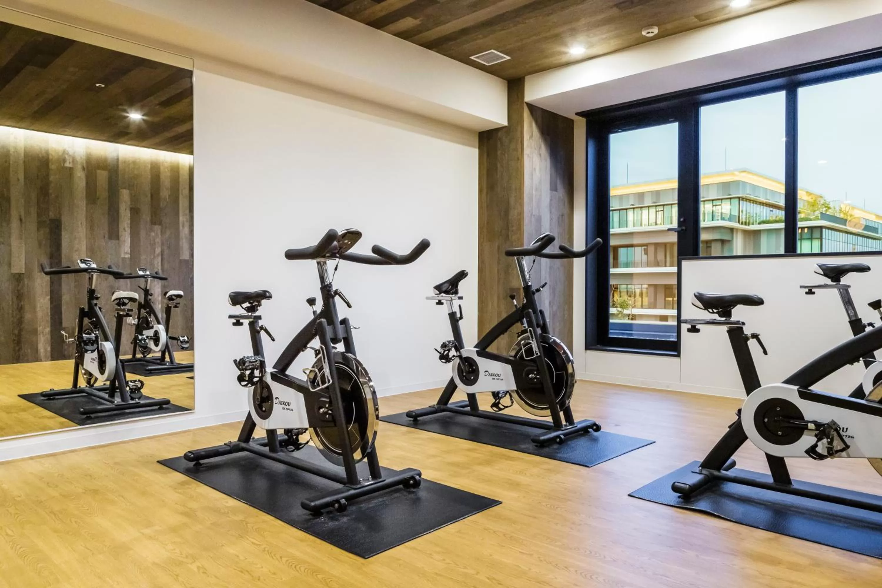 Fitness centre/facilities in Kawasaki King Skyfront Tokyu REI Hotel