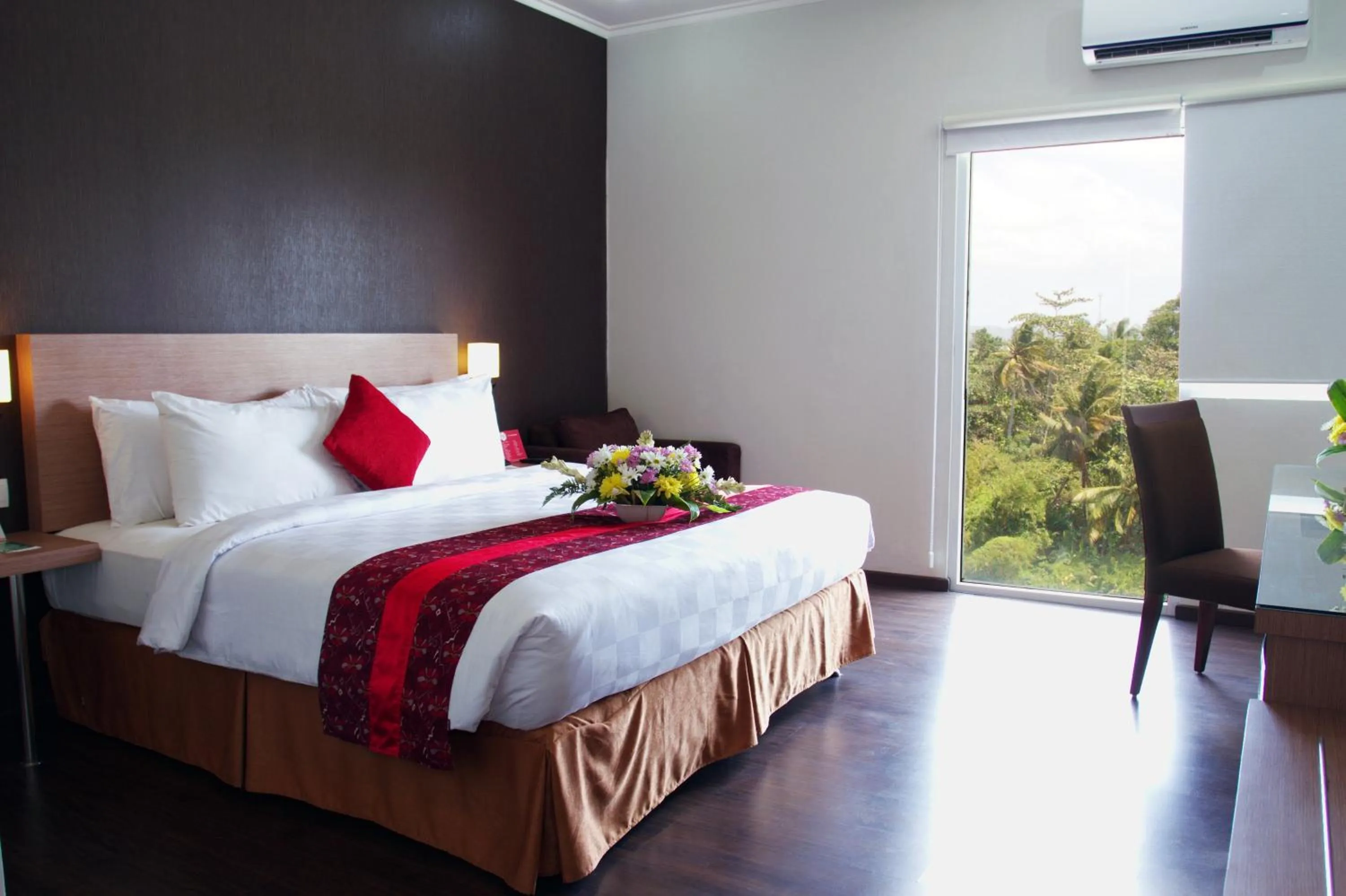 Day, Bed in @Hom Premiere Cilacap