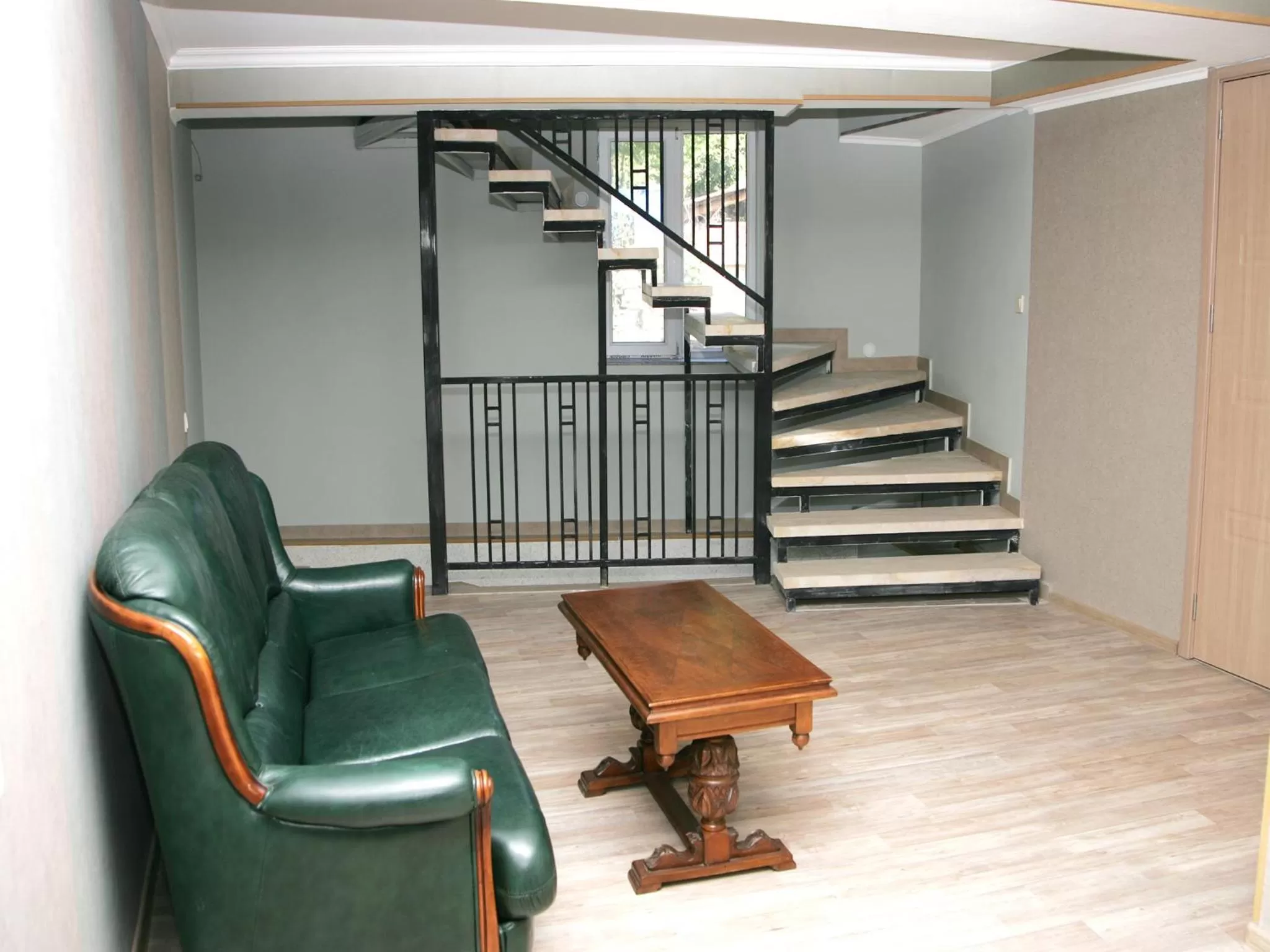 Seating Area in Hotel Tskhumi