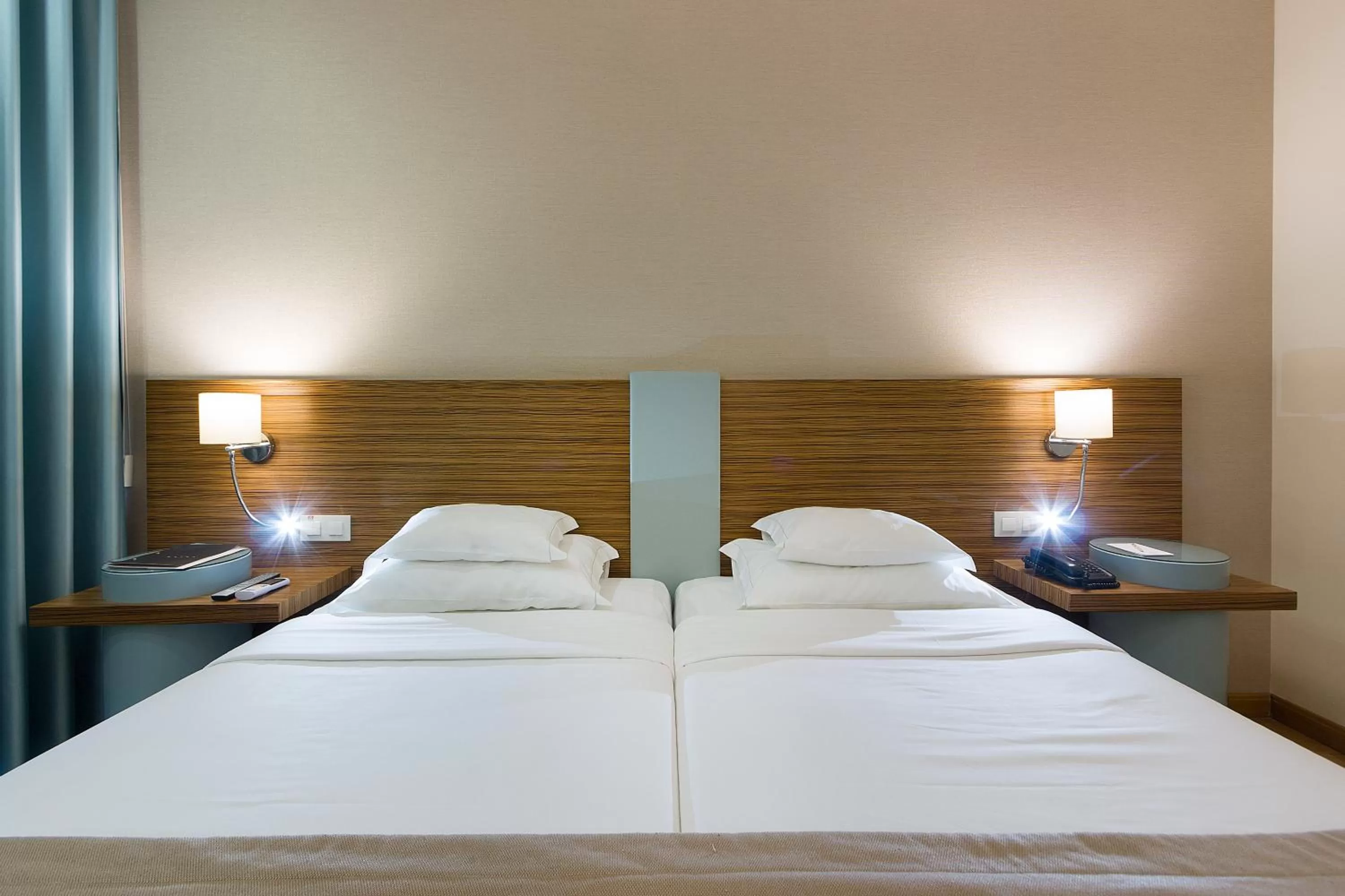 Bedroom, Bed in Hotel Meira