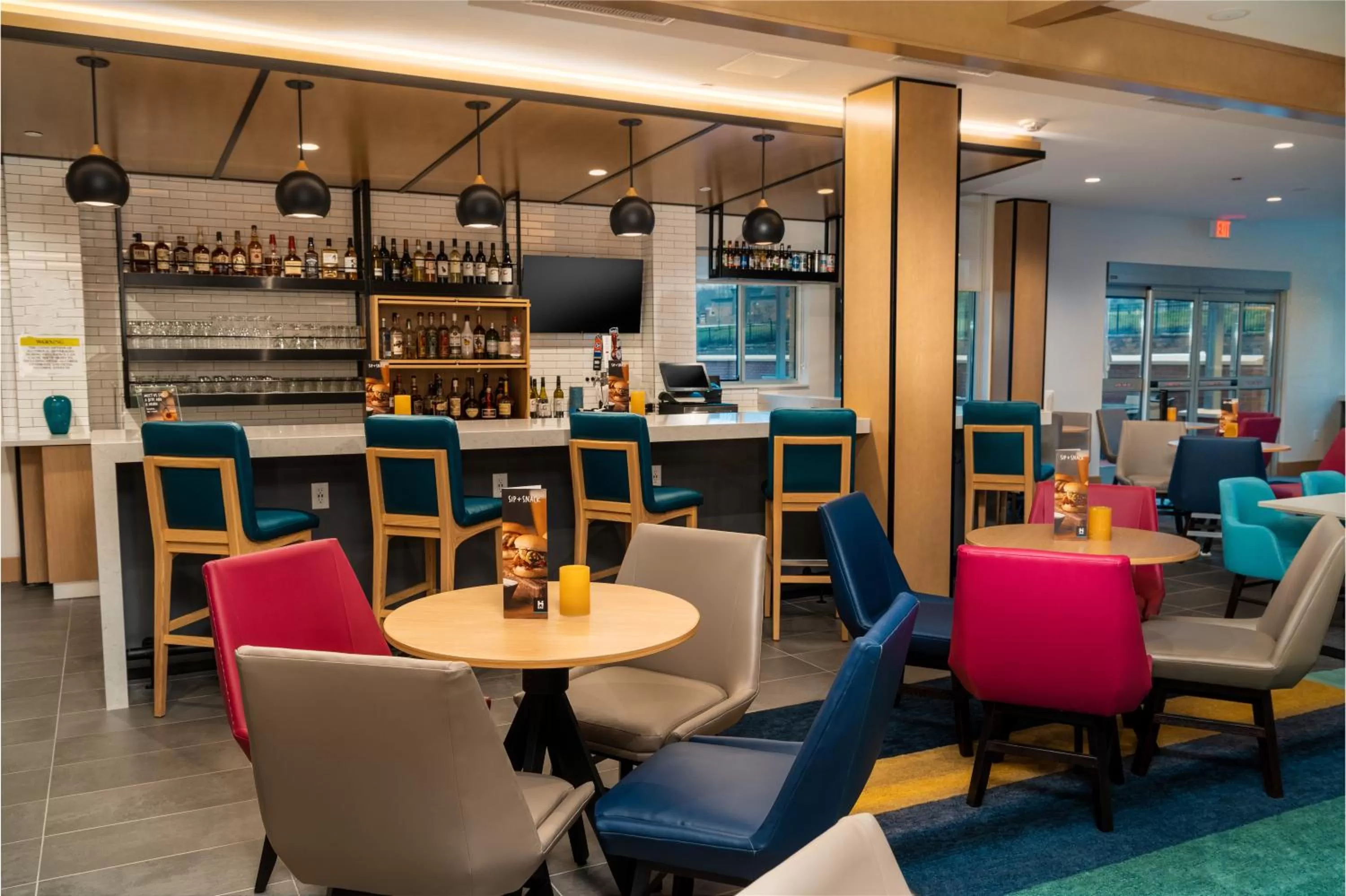 Lounge or bar in Hyatt House Nashville/Franklin/Cool Springs