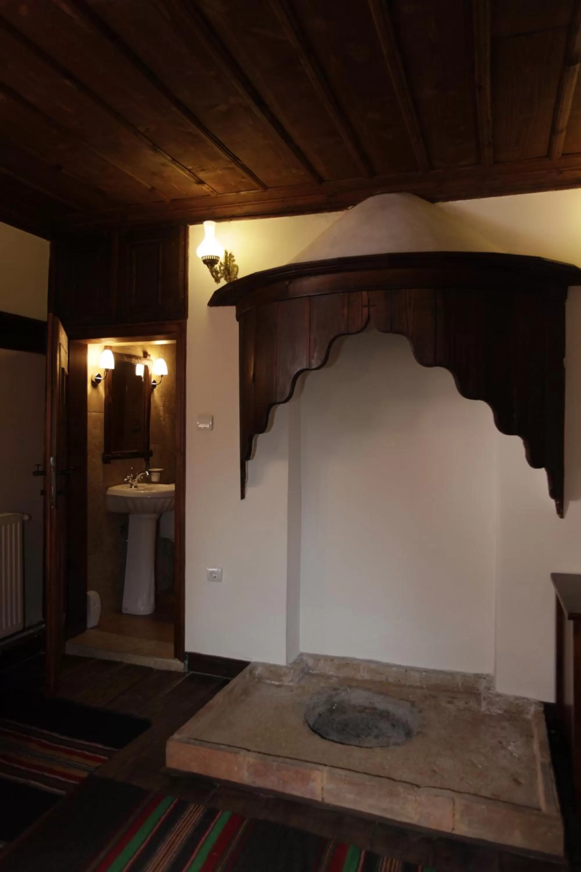 Bedroom, Bed in Djudjeva Kyshta Hotel