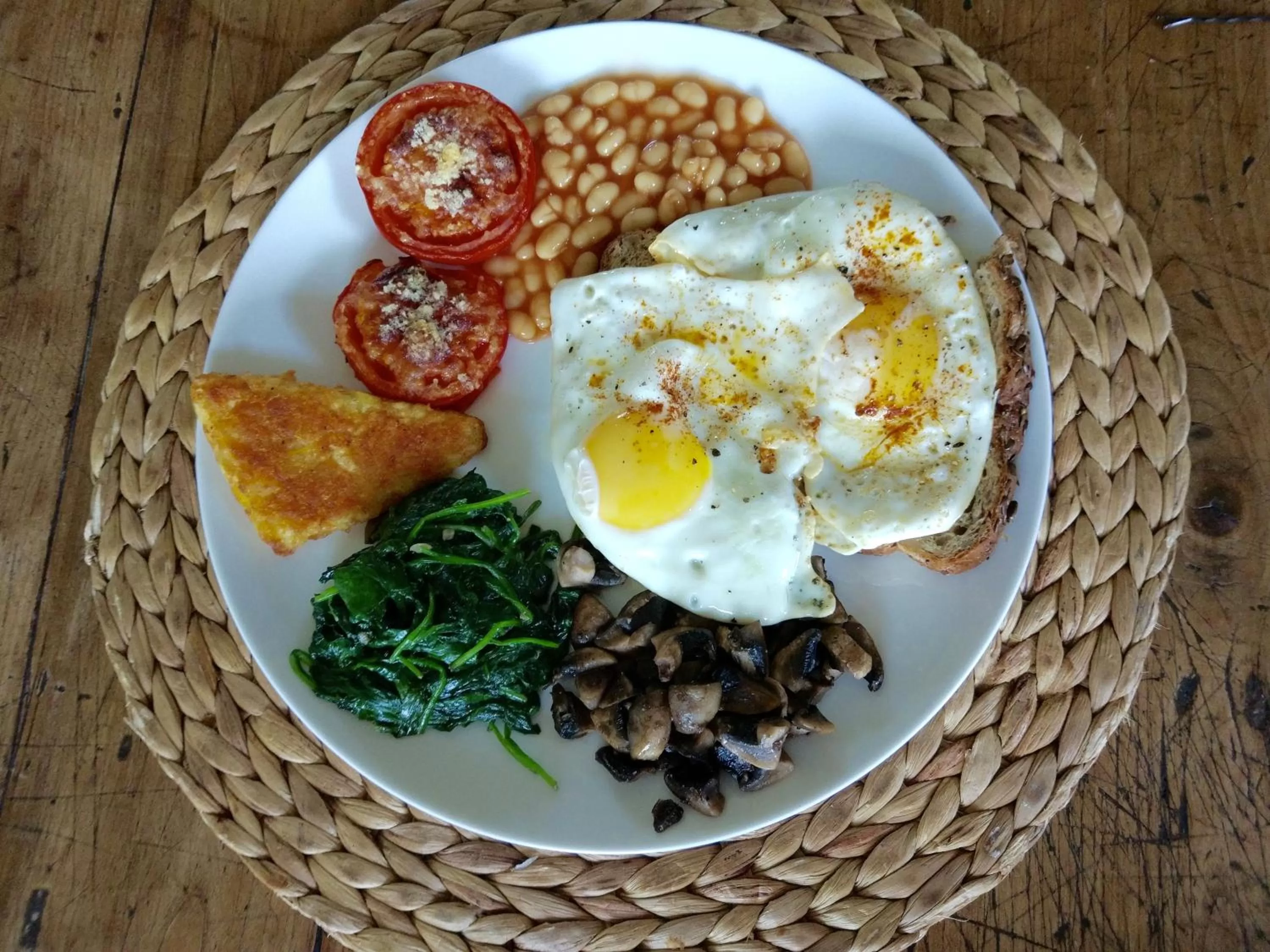 Food and drinks in Bowden House B&B