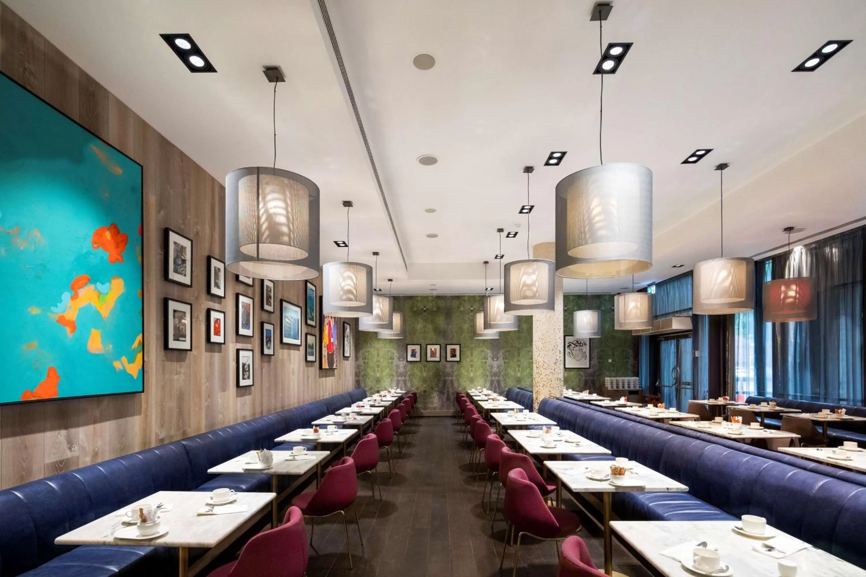 Restaurant/places to eat in Radisson Blu Royal Hotel Dublin