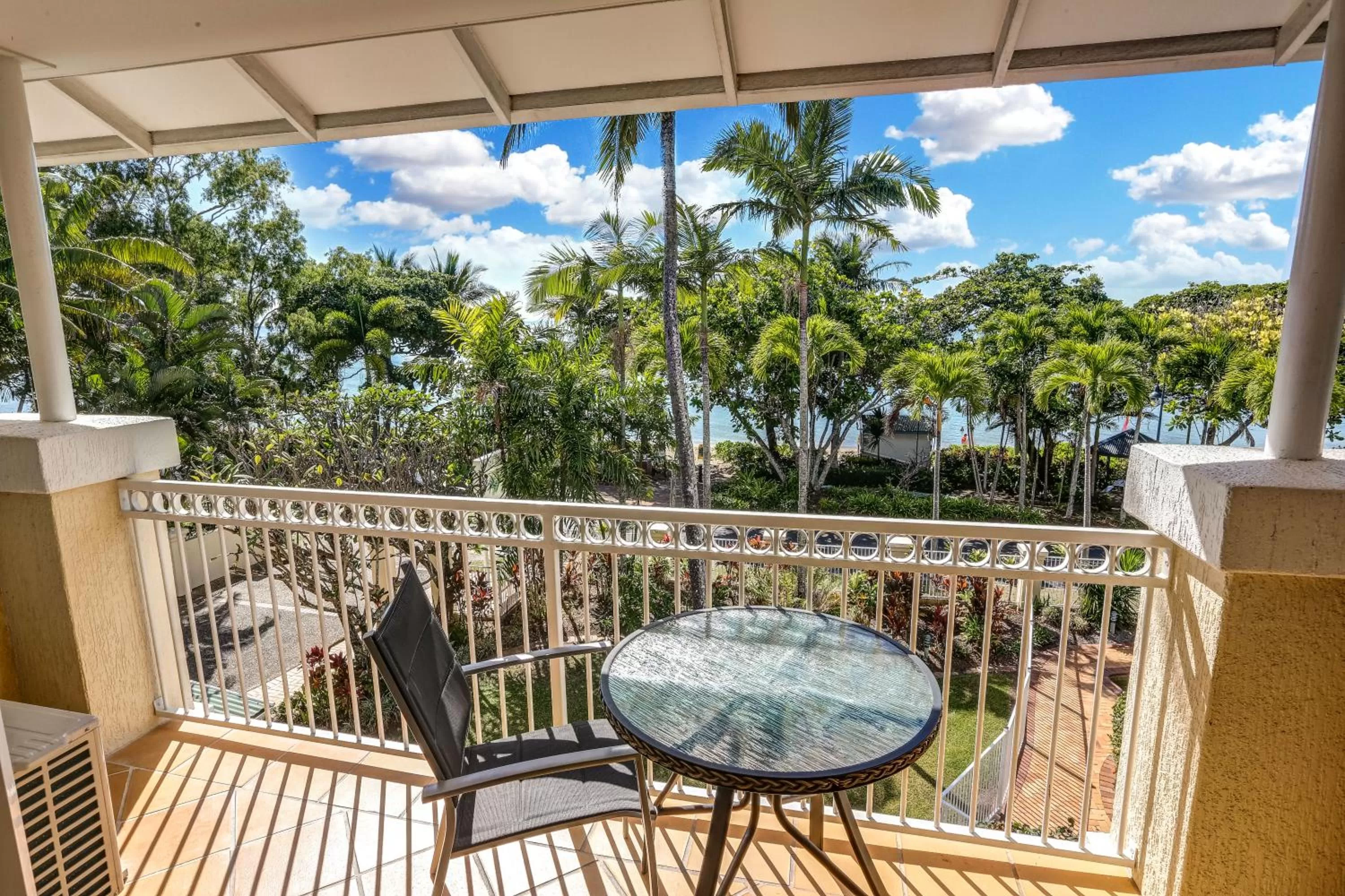 Balcony/Terrace in On The Beach Apartments