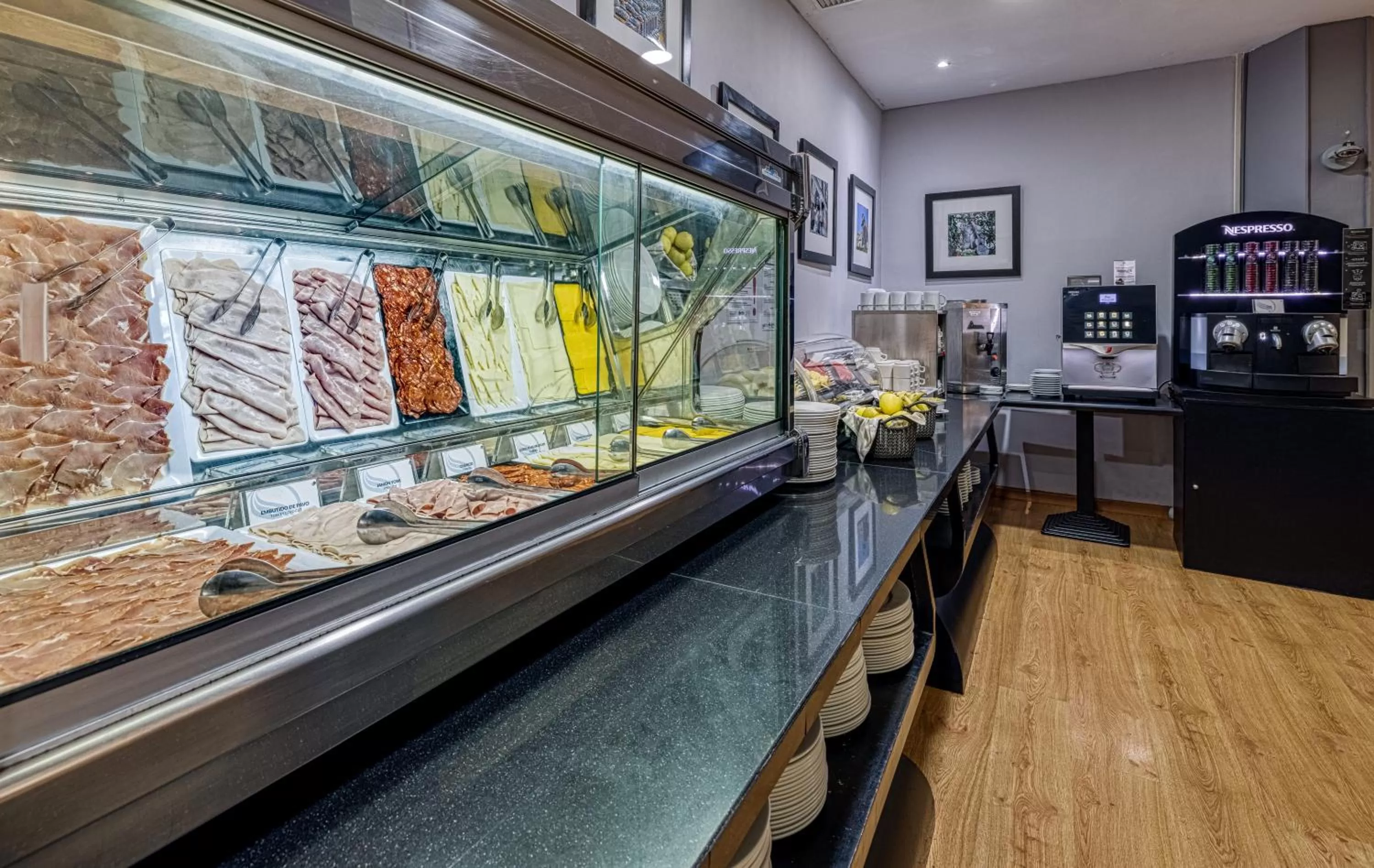 Breakfast in Virgen de los Reyes