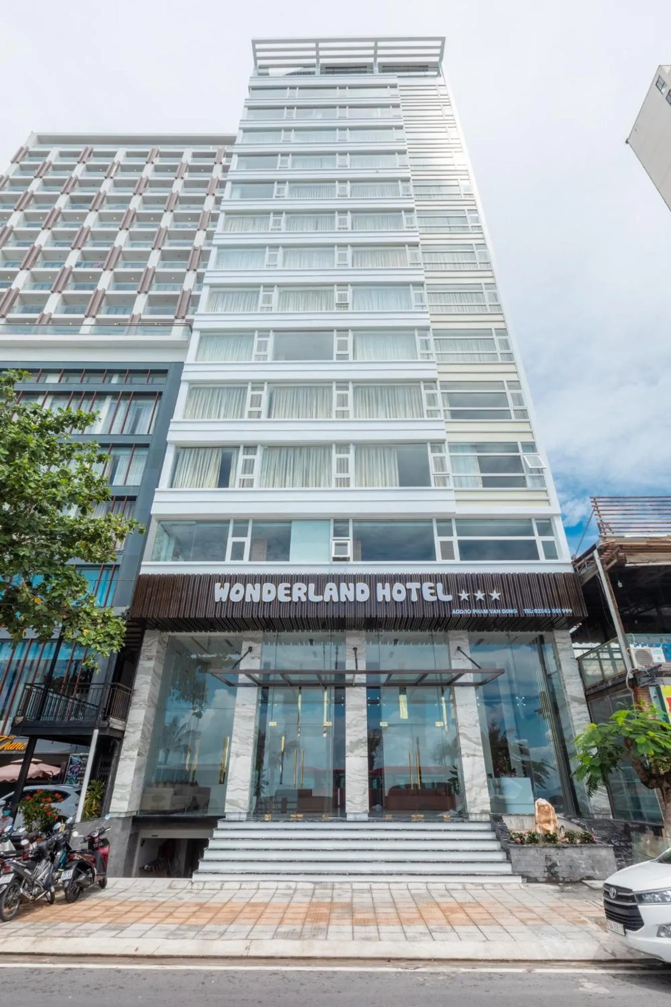 Property building in Nha Trang Wonderland Hotel
