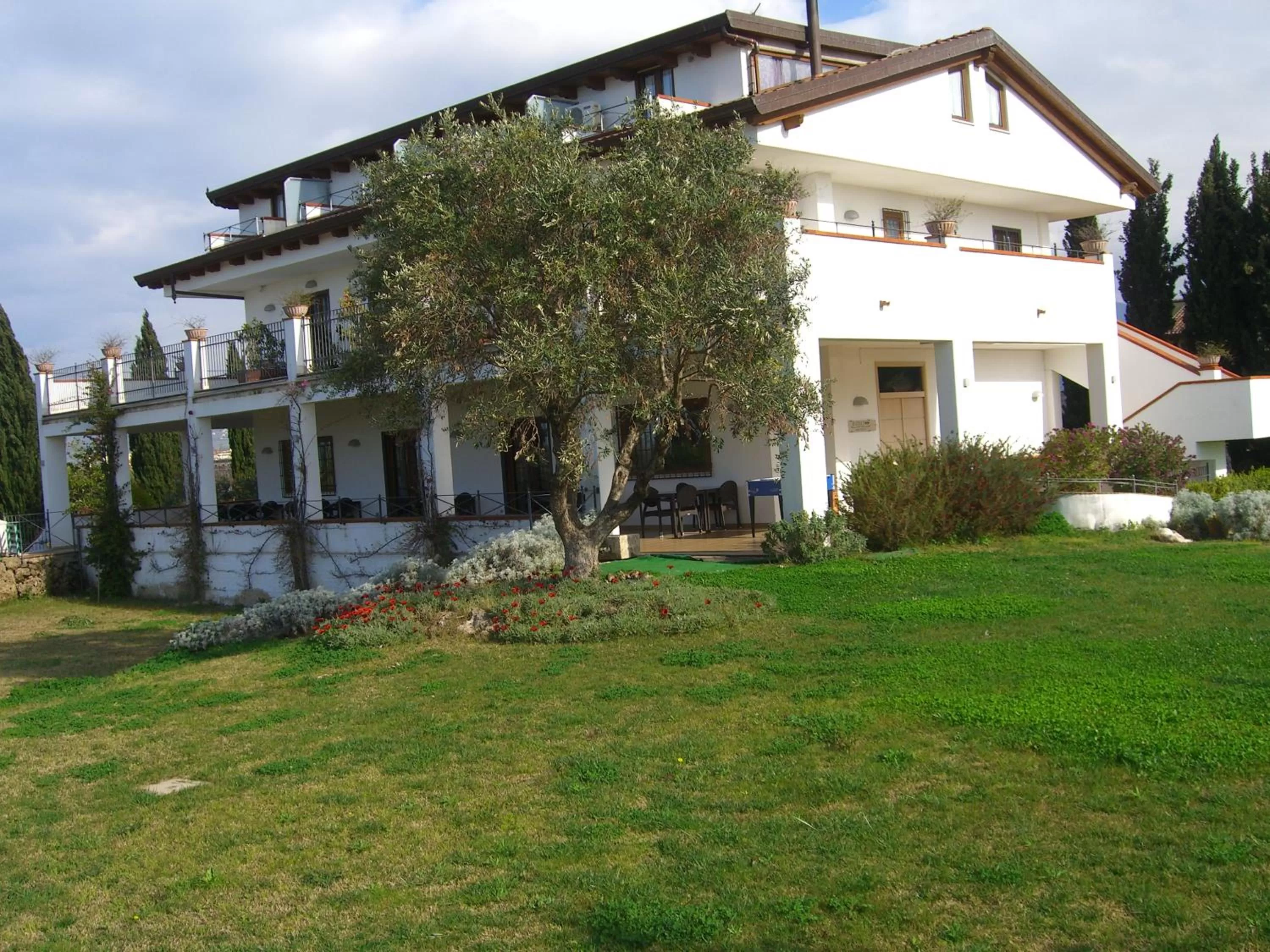 Property building in B&B Radici24