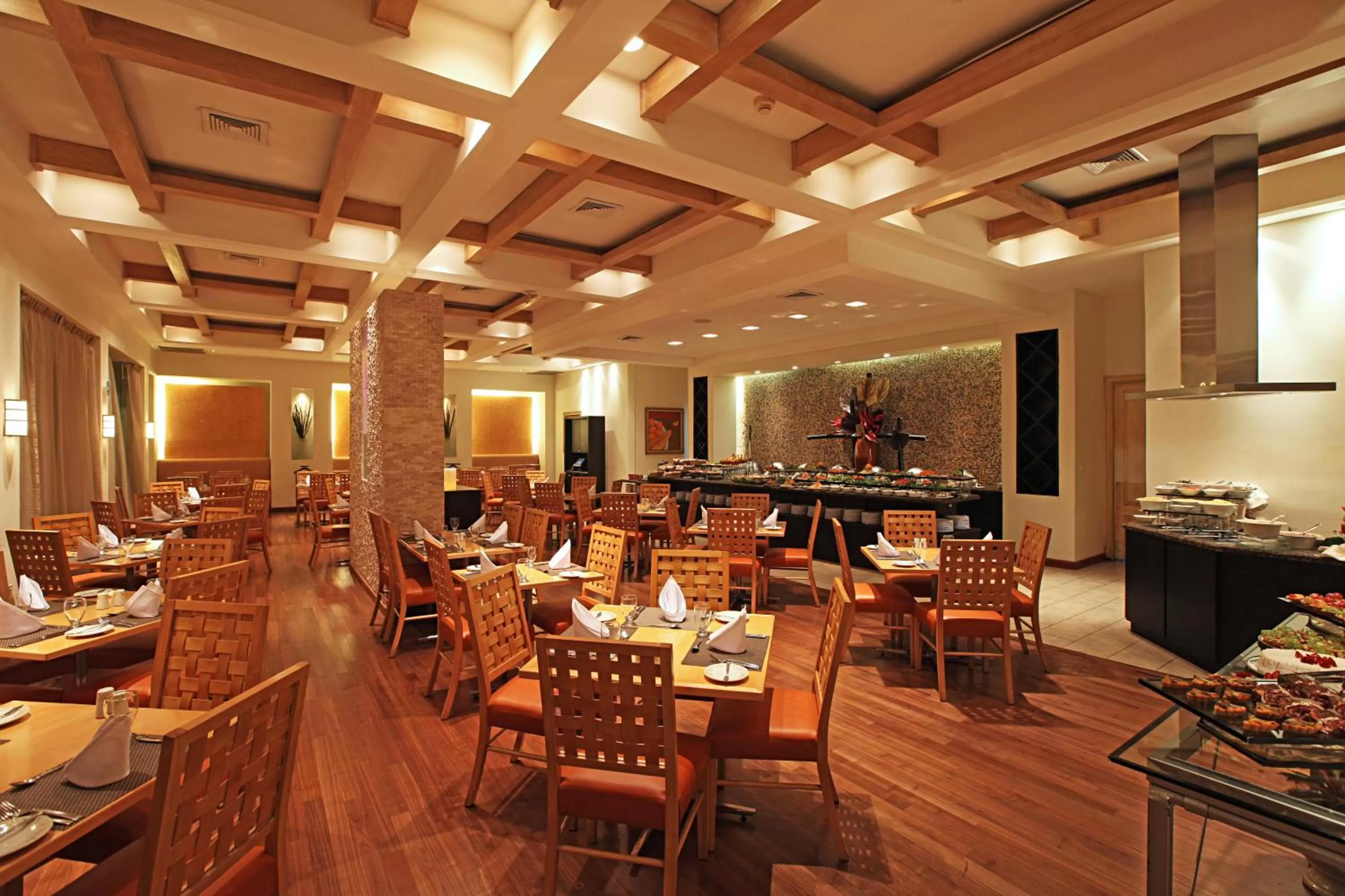 Restaurant/places to eat in InterContinental Real San Pedro Sula by IHG