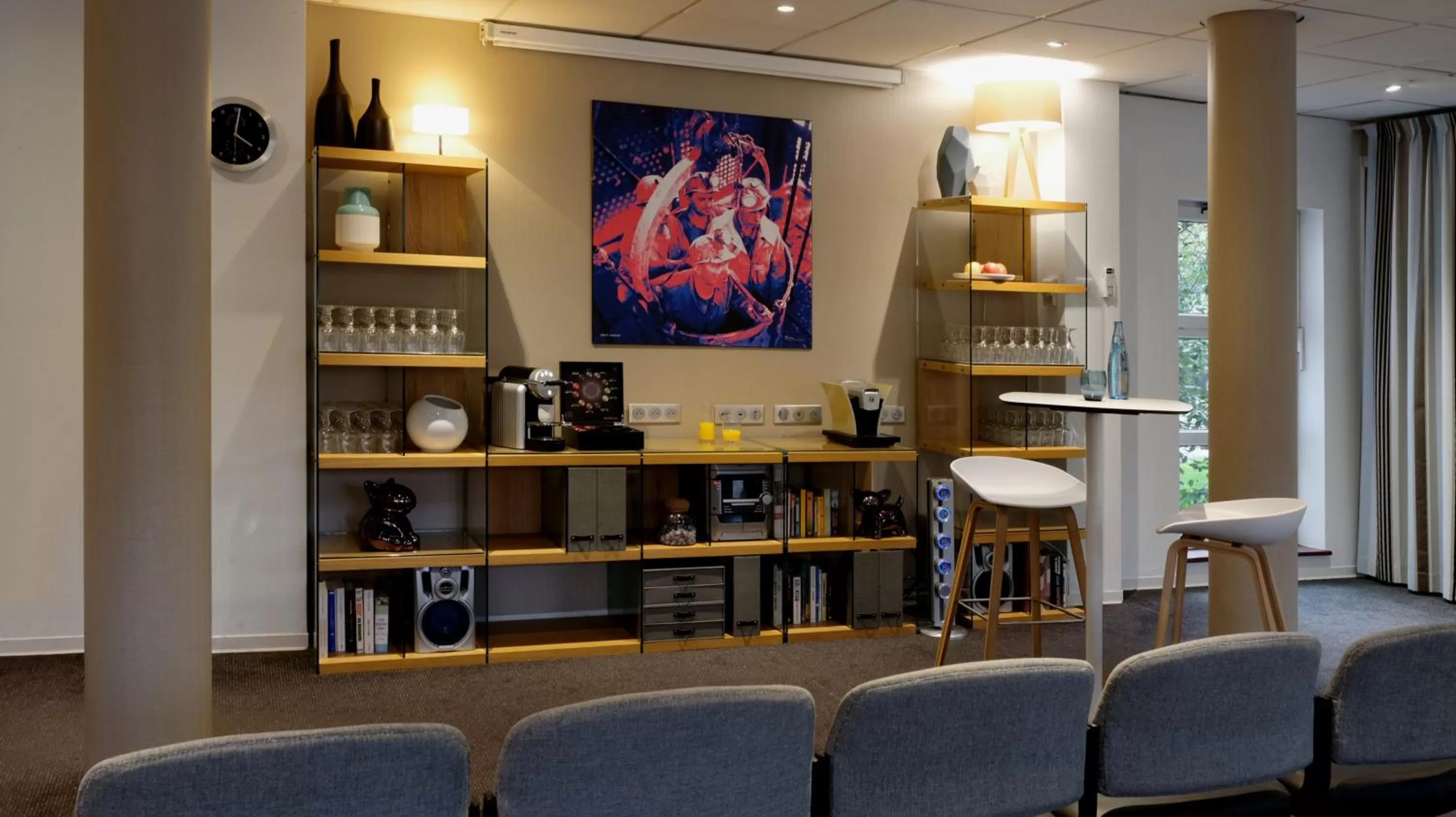 Communal lounge/ TV room in Mercure Hotel Forbach Centre de Loisirs