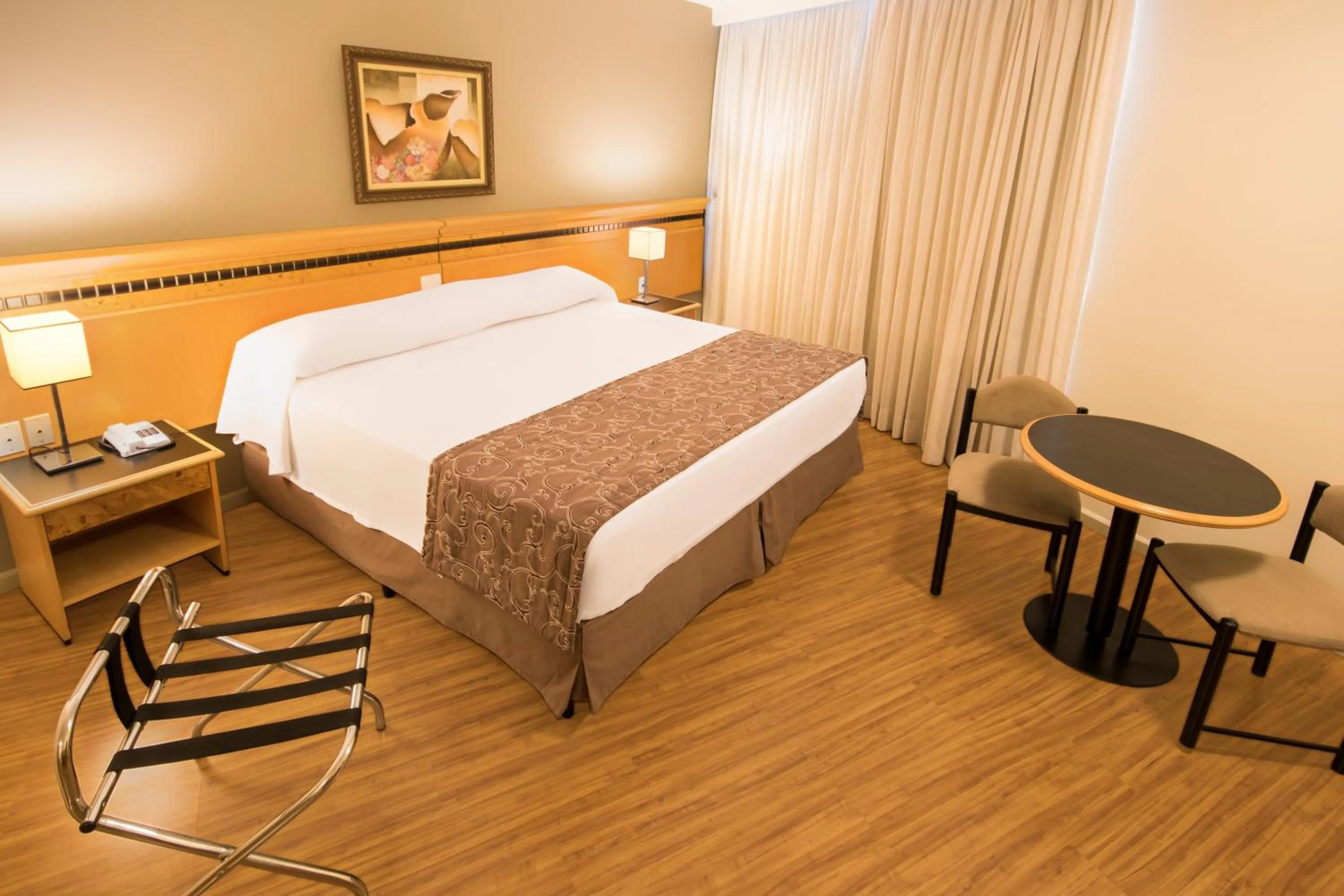 Bed in Hotel Golden Park Internacional Foz & Convenções By Nacional Inn