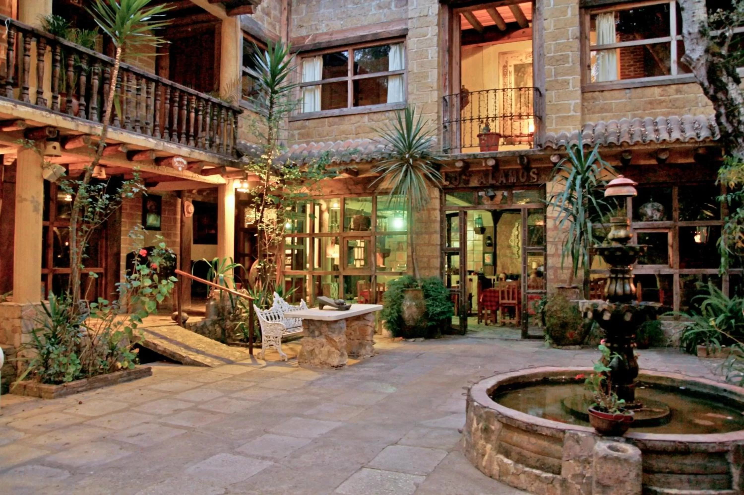 Patio in Hotel Hacienda Don Juan
