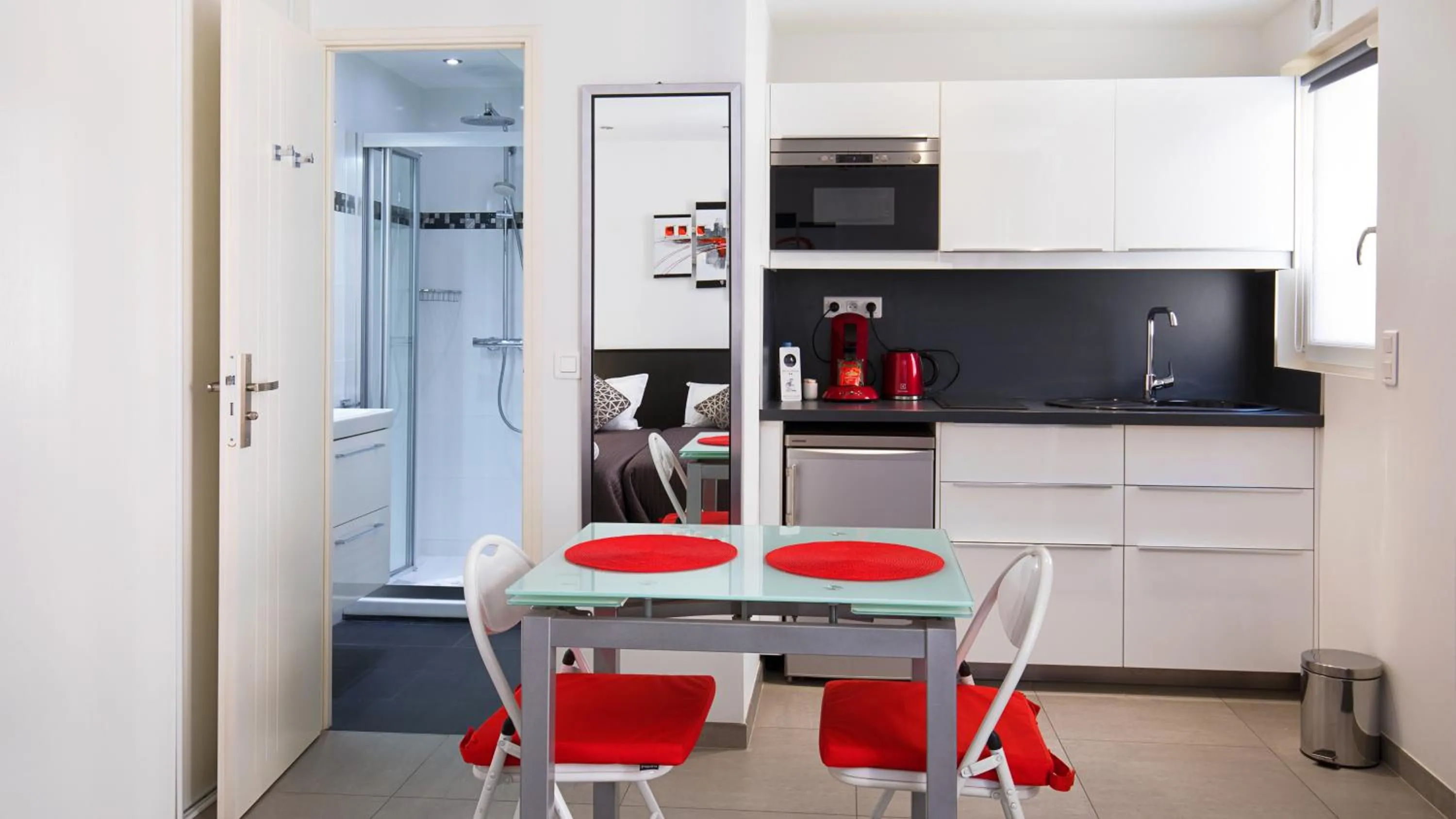 Kitchen or kitchenette in Hotel De L'Horloge