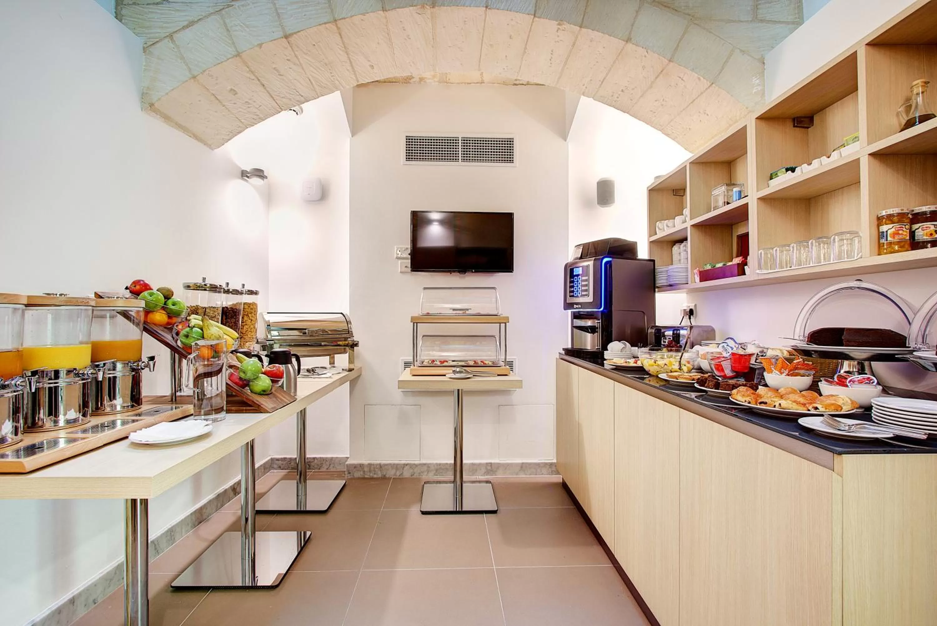 Buffet breakfast in Palazzo Paolina Boutique Hotel