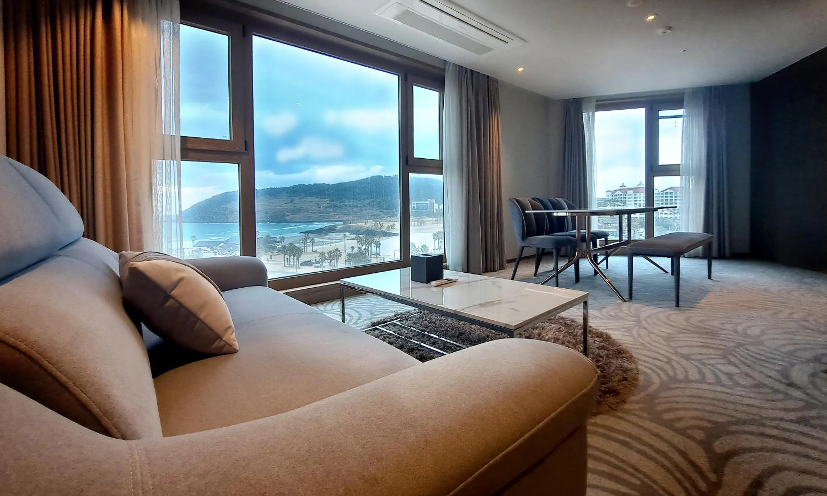 Living room in Saint Beach Hotel