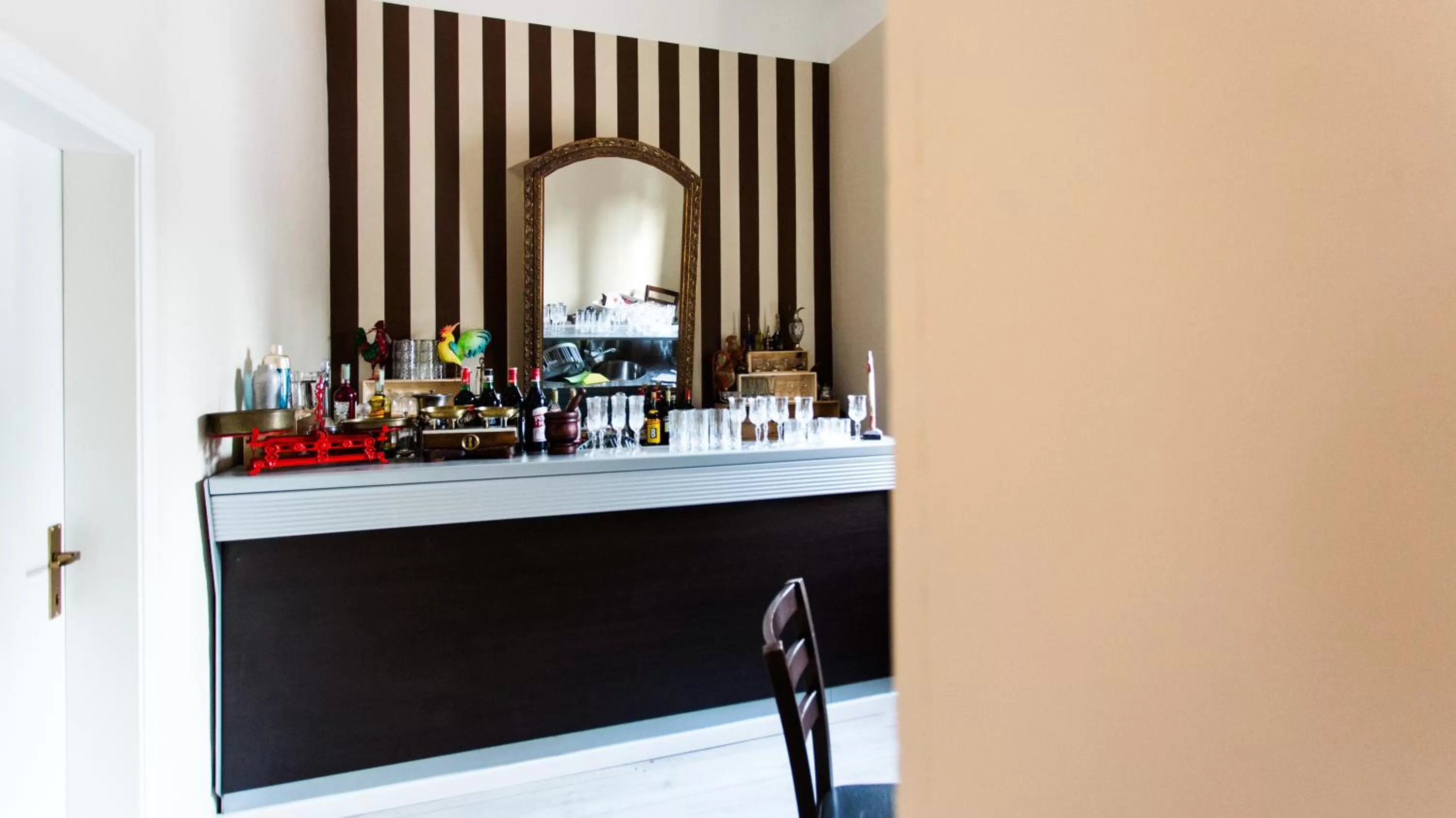 1920 Maison et Musique Hotel