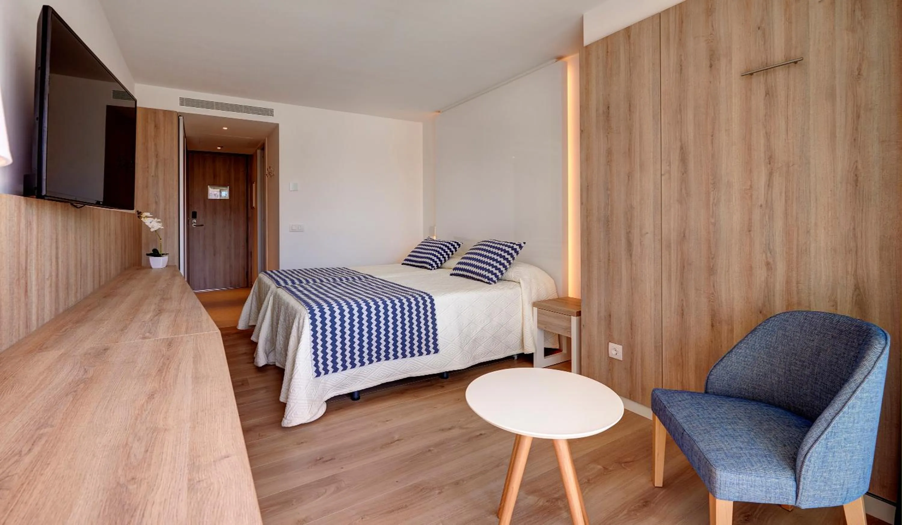 Double Room with Pool View in Hipotels Bahia Cala Millor - Adults Only