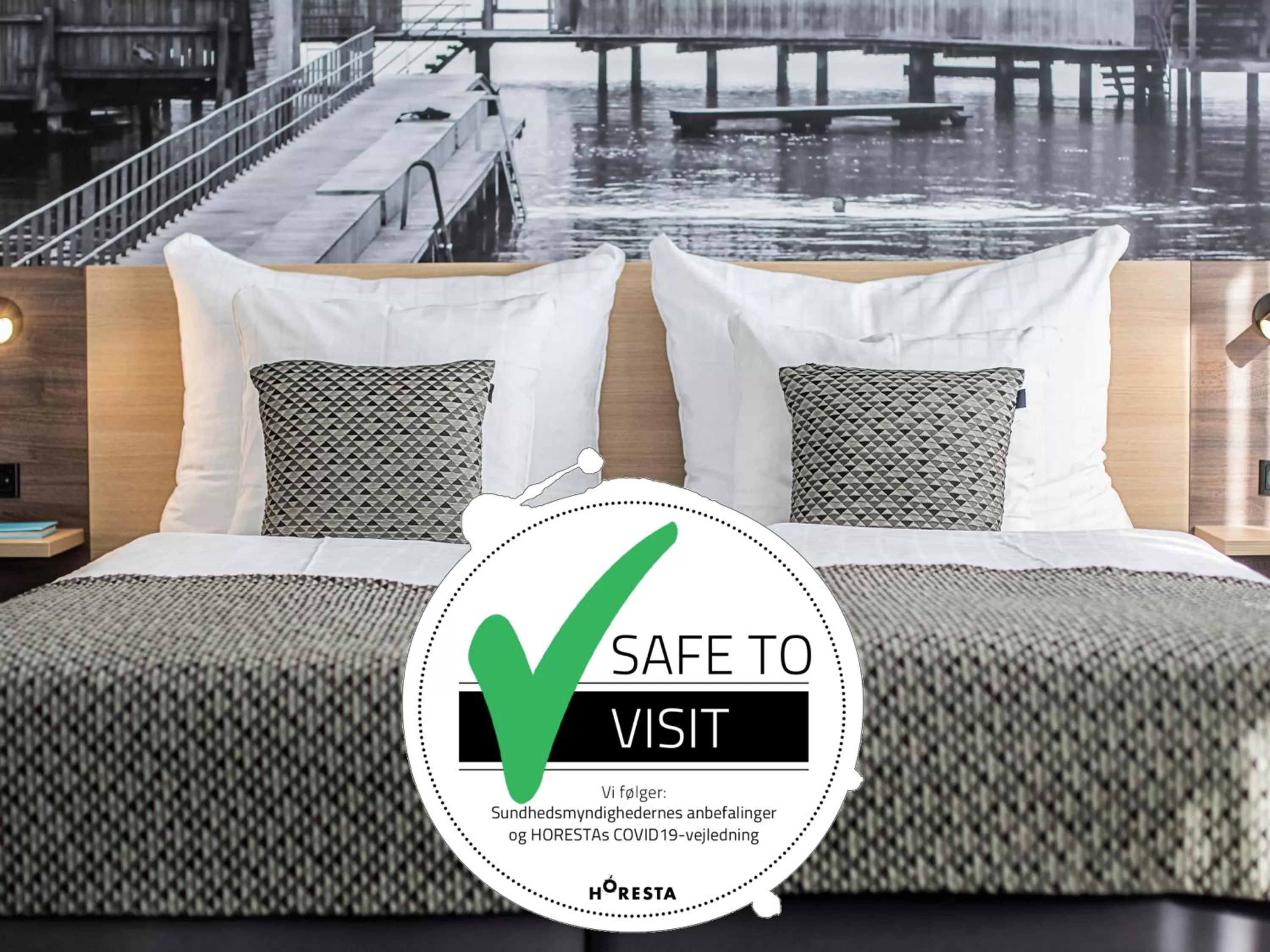 Bed in Best Western Plus Airport Hotel