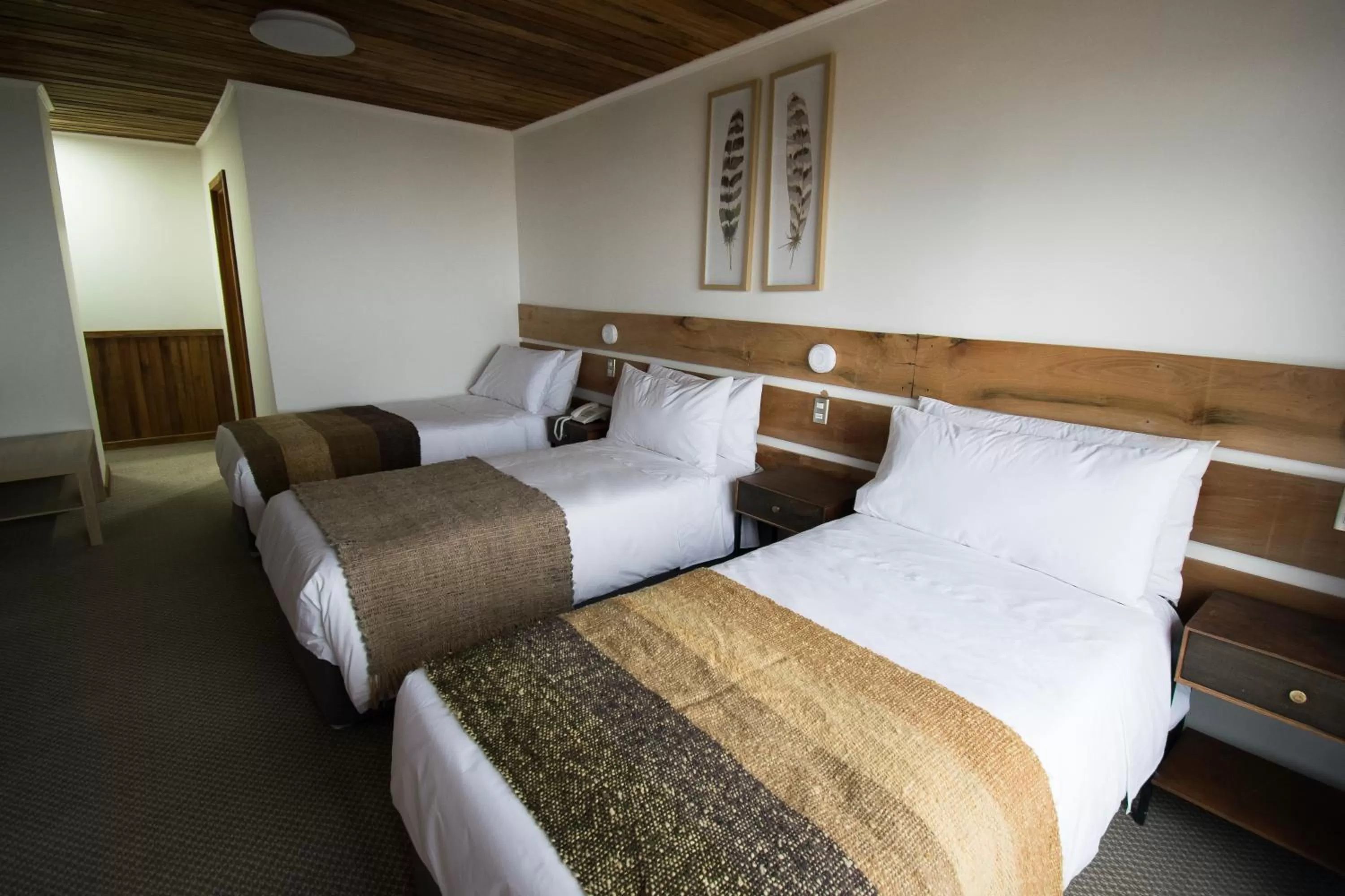 Bed in Best Western Patagonia