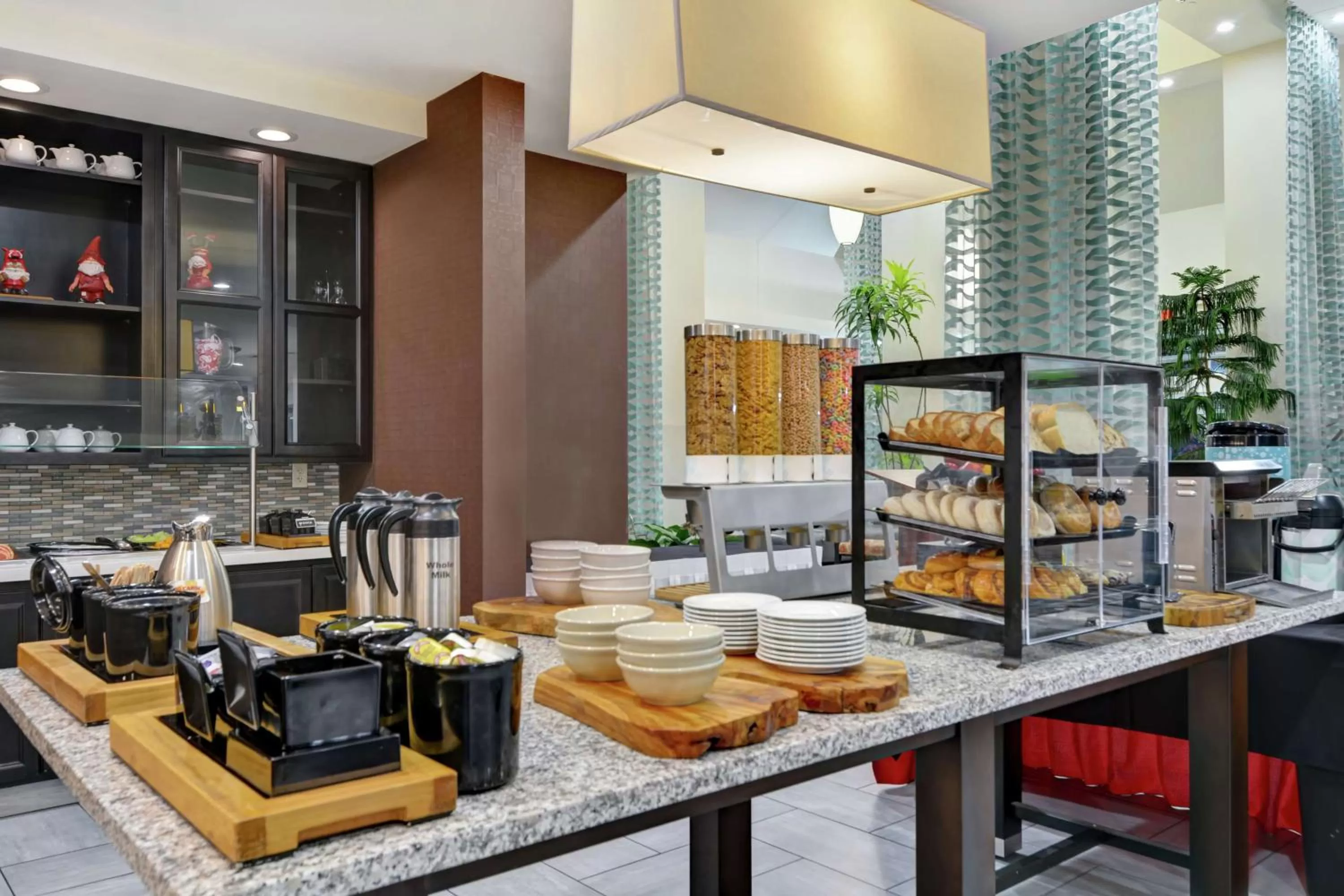 Breakfast in Hilton Garden Inn and Fayetteville Convention Center