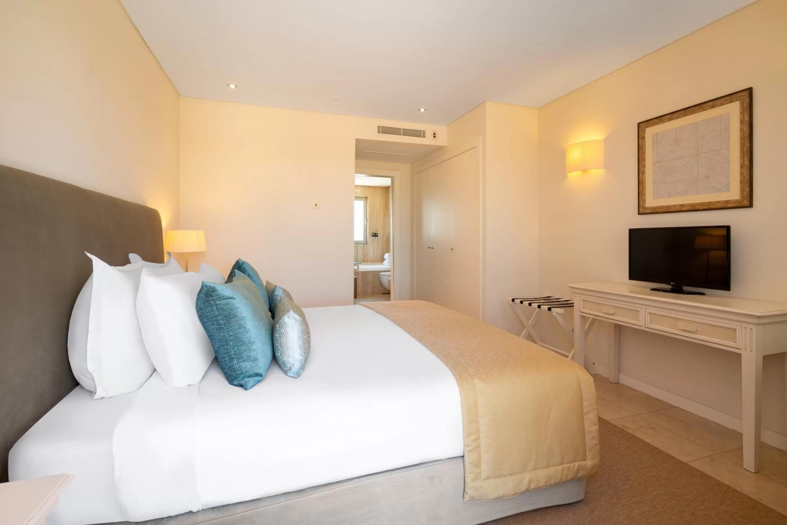 Bedroom, Bed in Monte Santo Resort