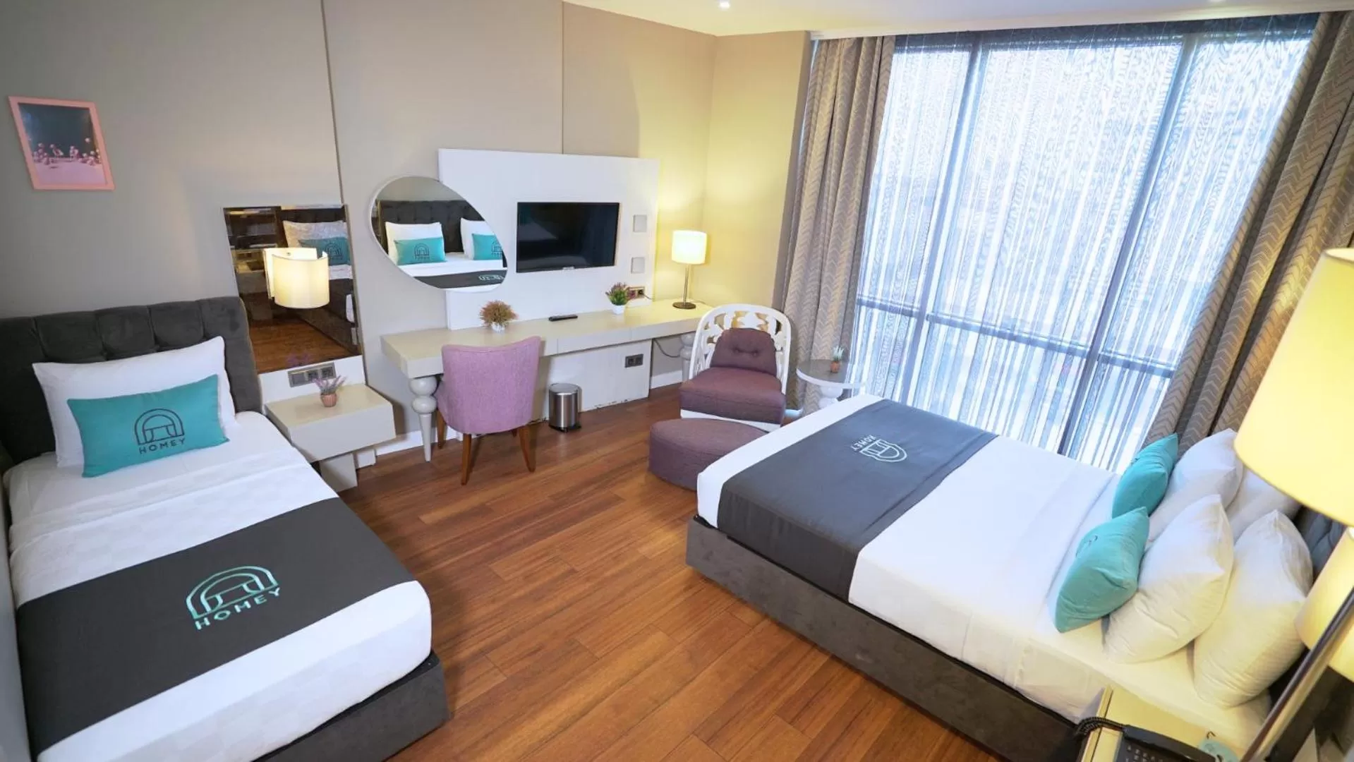 Bed in Homey AirPort Hotel