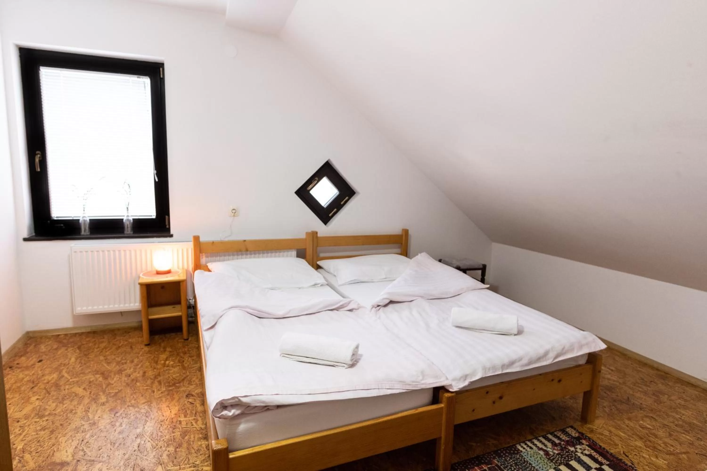 Bedroom, Bed in Adventure Farm