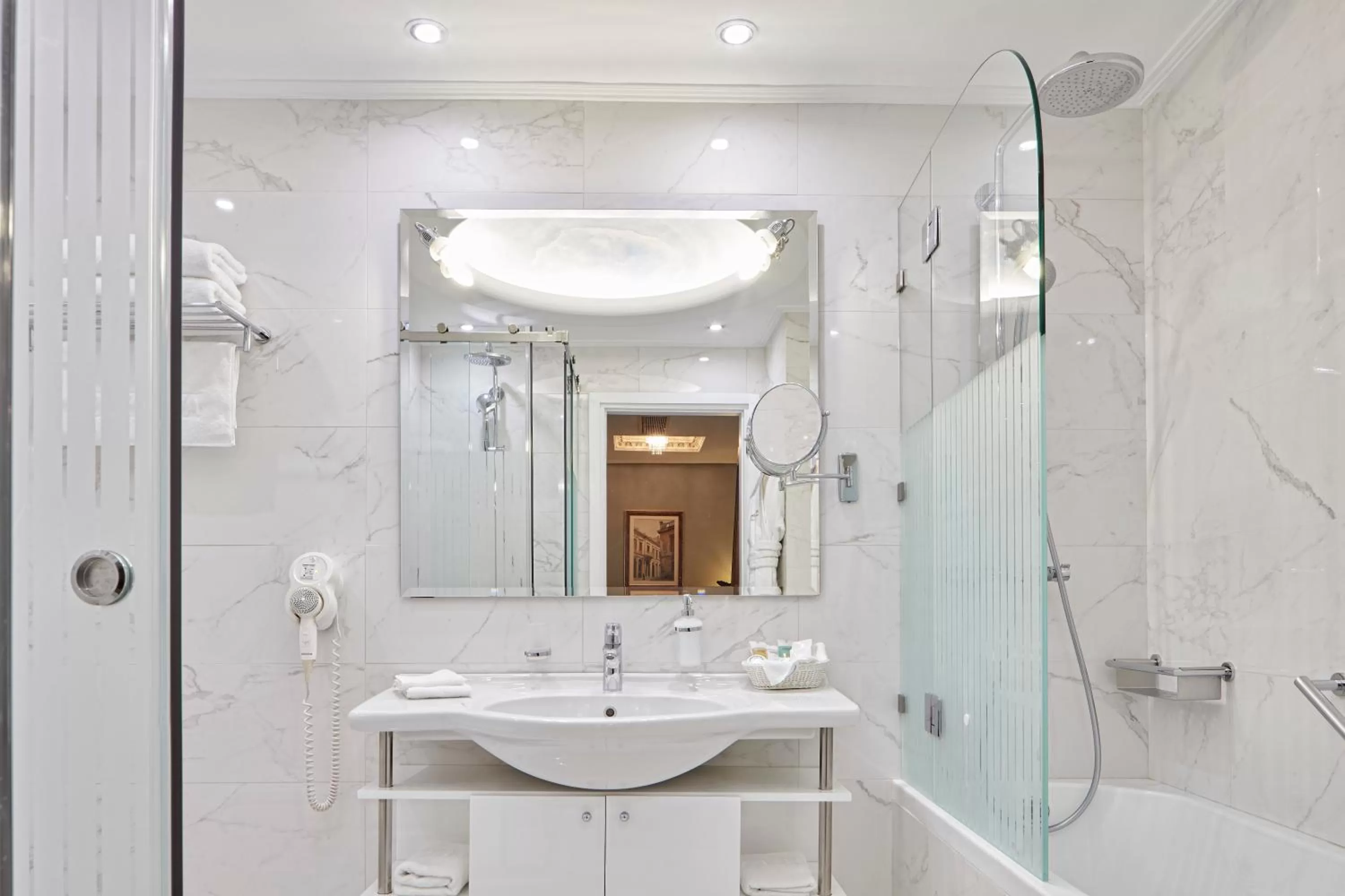 Bathroom in Ava Hotel and Suites