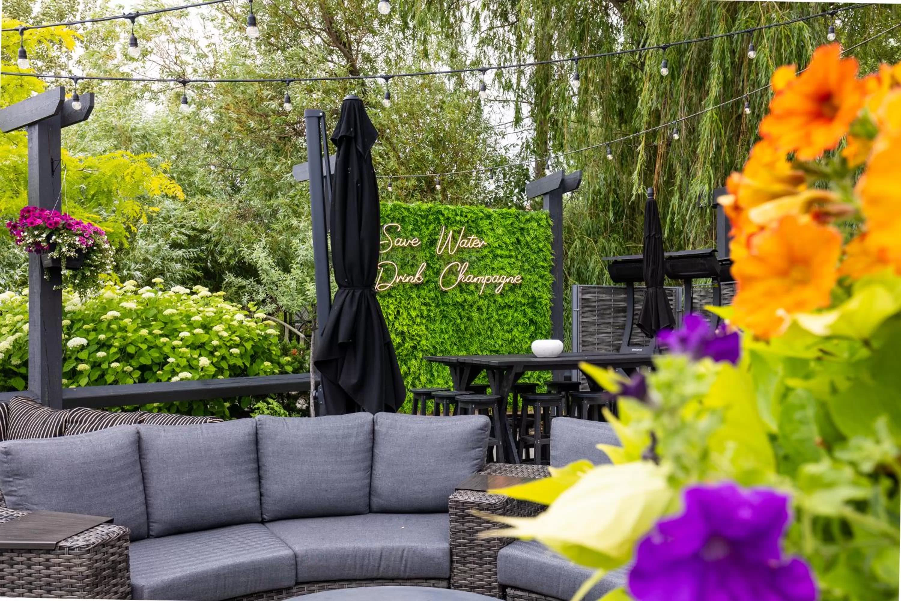 Patio in Manteo at Eldorado Resort