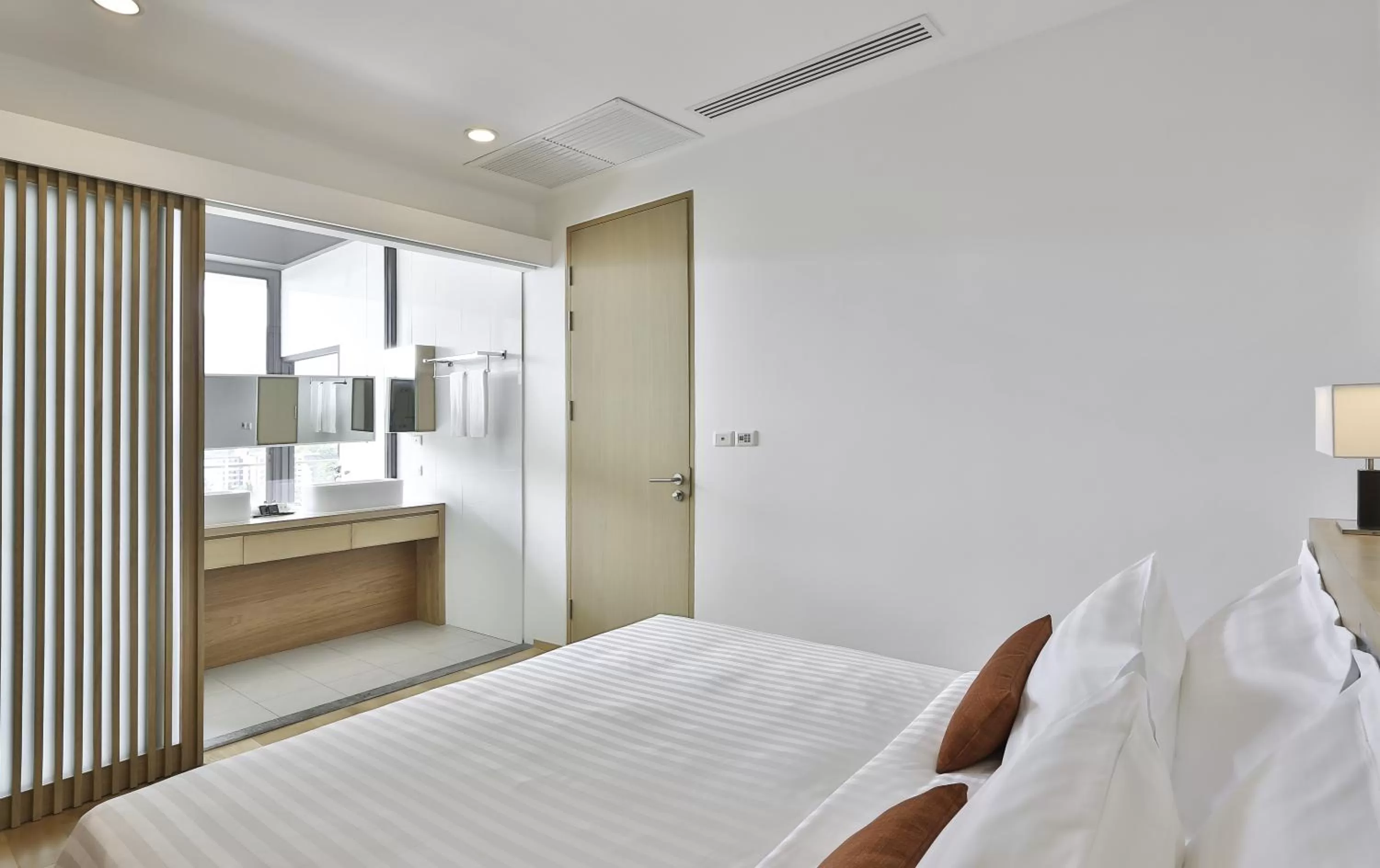 Bedroom, Bed in Eastin Tan Hotel Chiang Mai