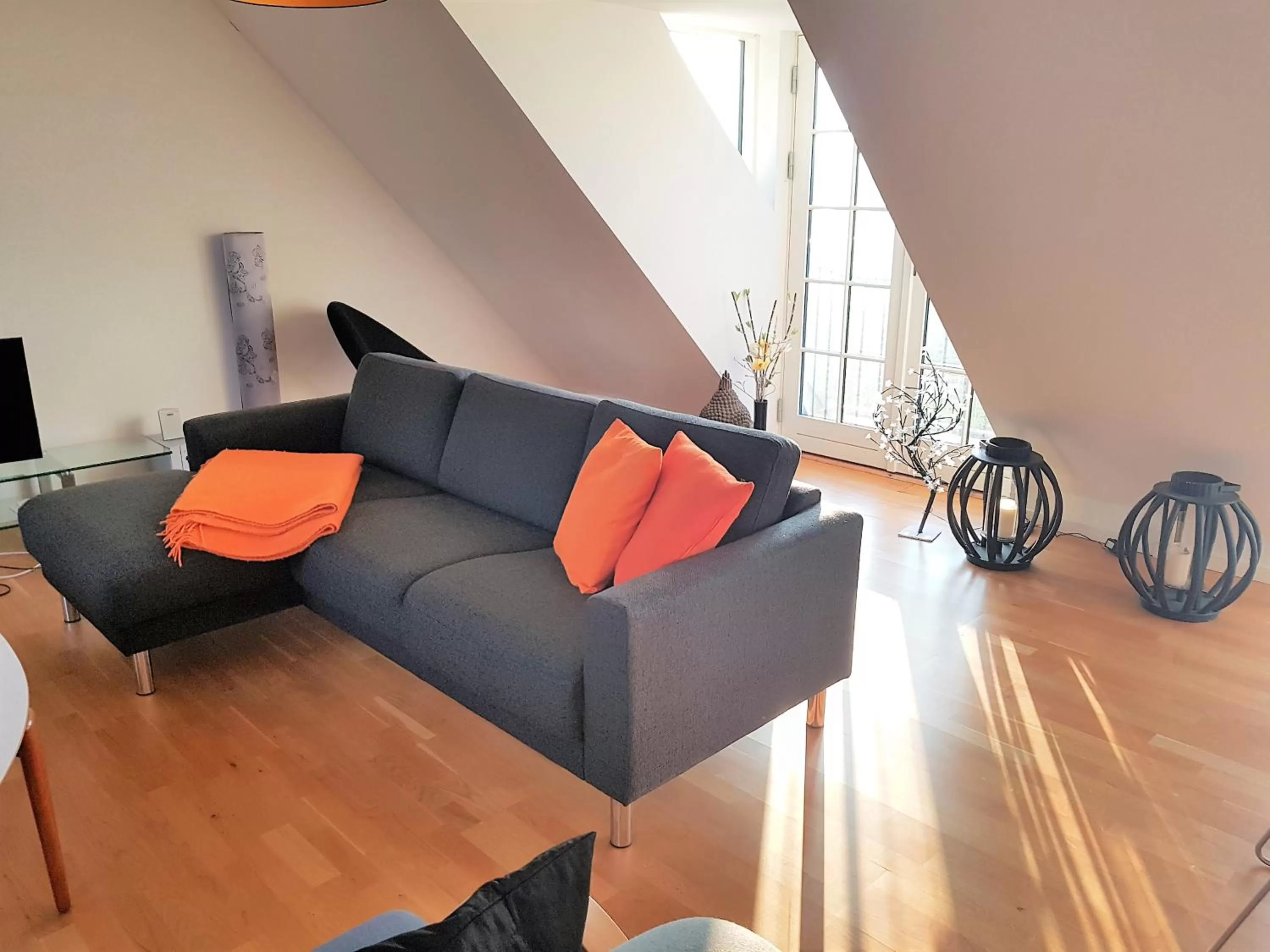 Communal lounge/ TV room, Seating Area in Roskilde B&B