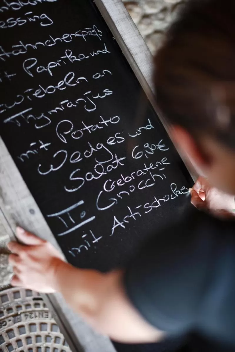 Food and drinks in OX Hotel